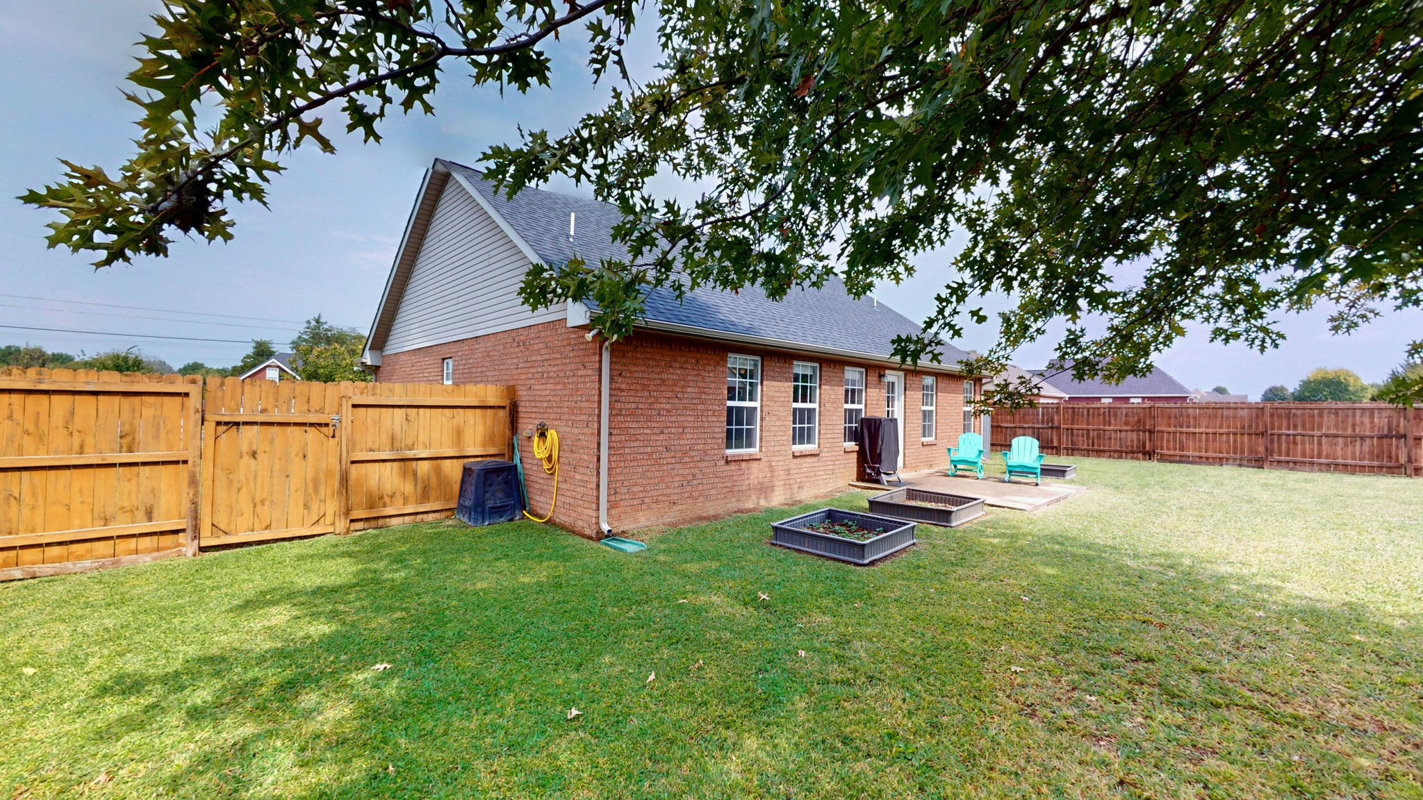 2822 Ridgewood Dr