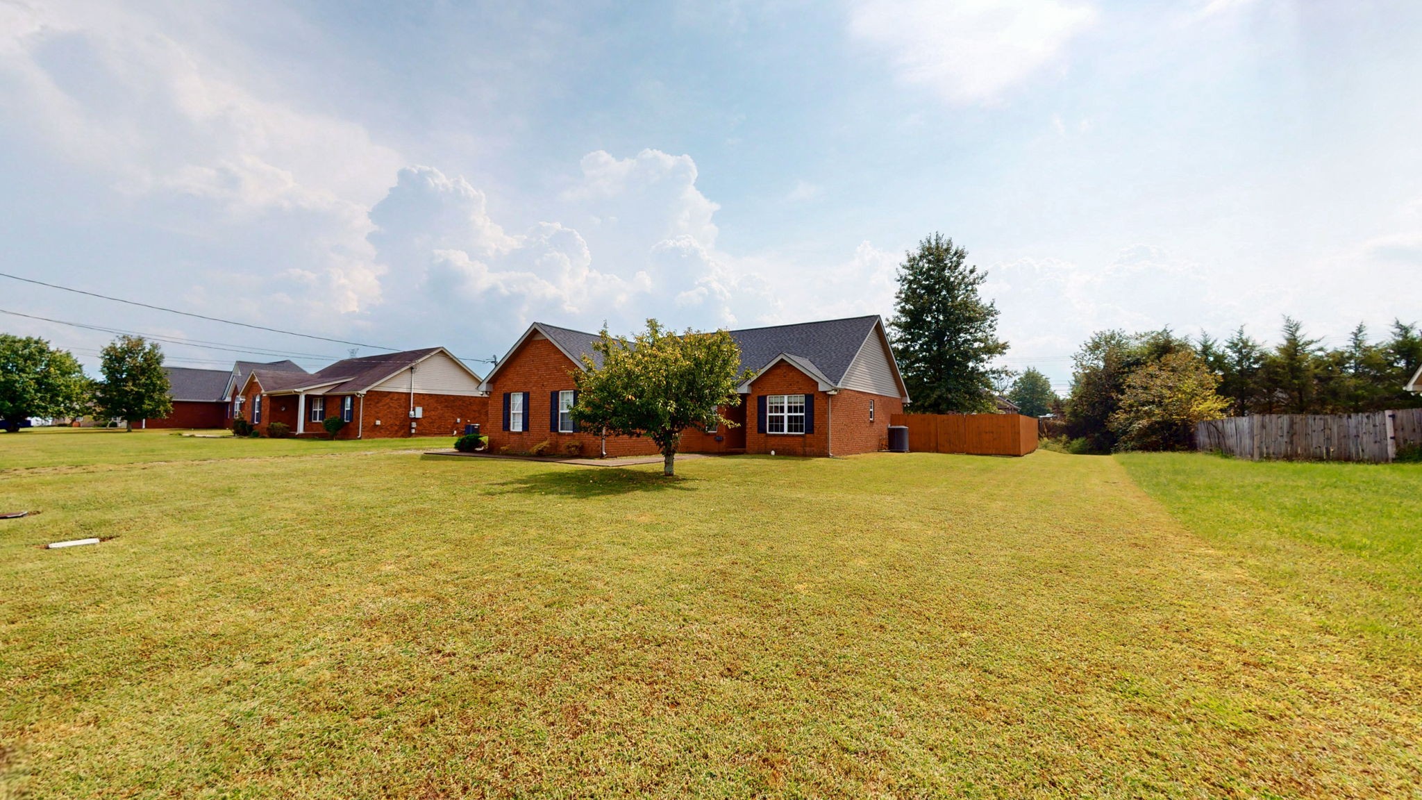 2822 Ridgewood Dr