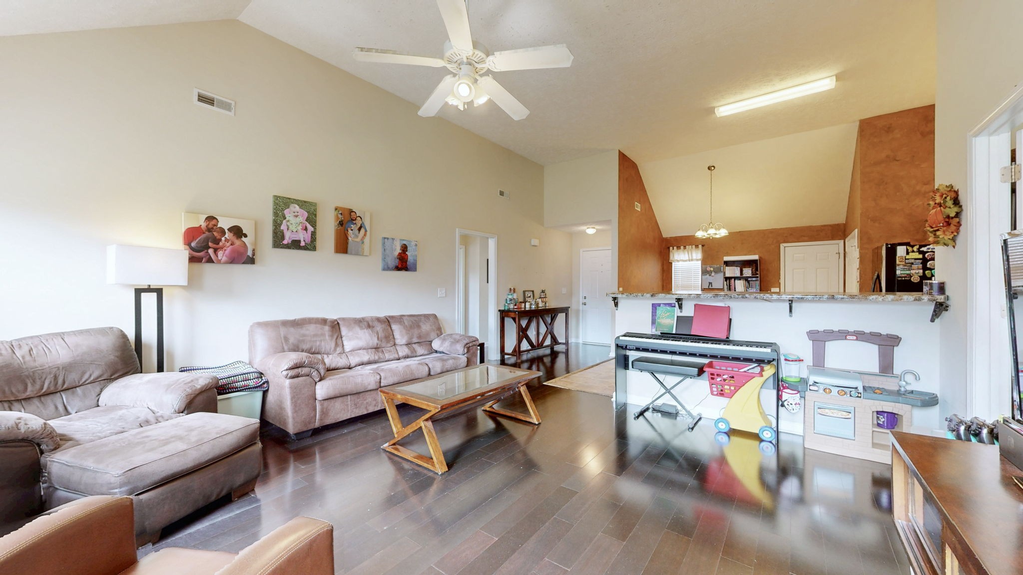 2822 Ridgewood Dr