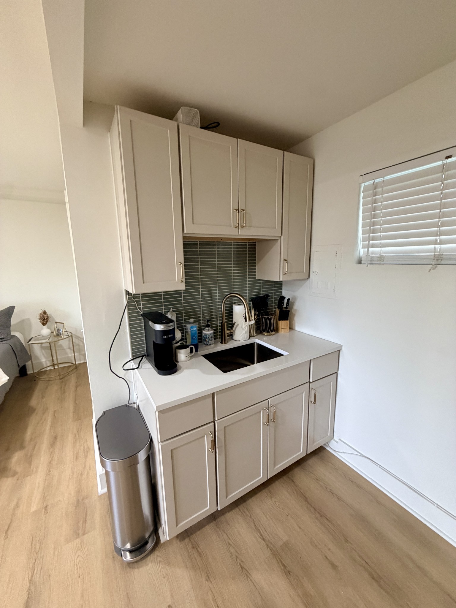 803 Hillview Hts Unit: 105