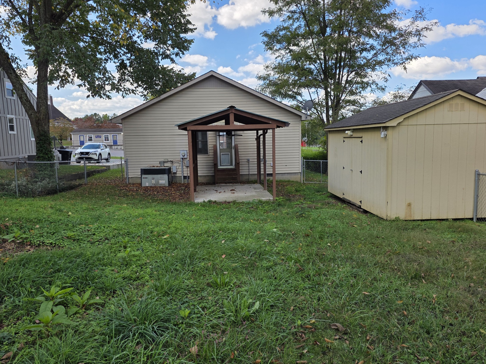 412 Campbell Ave
