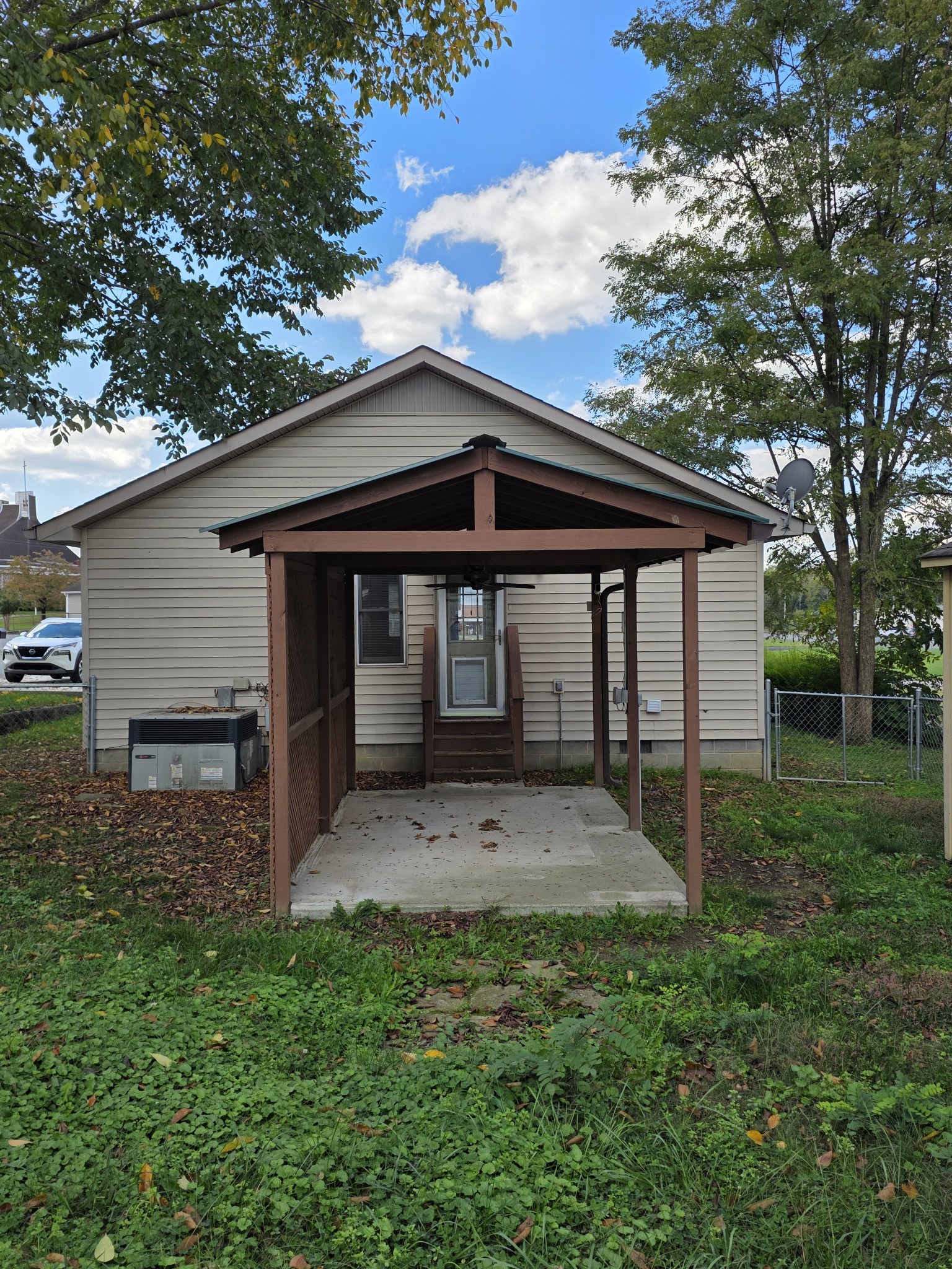 412 Campbell Ave