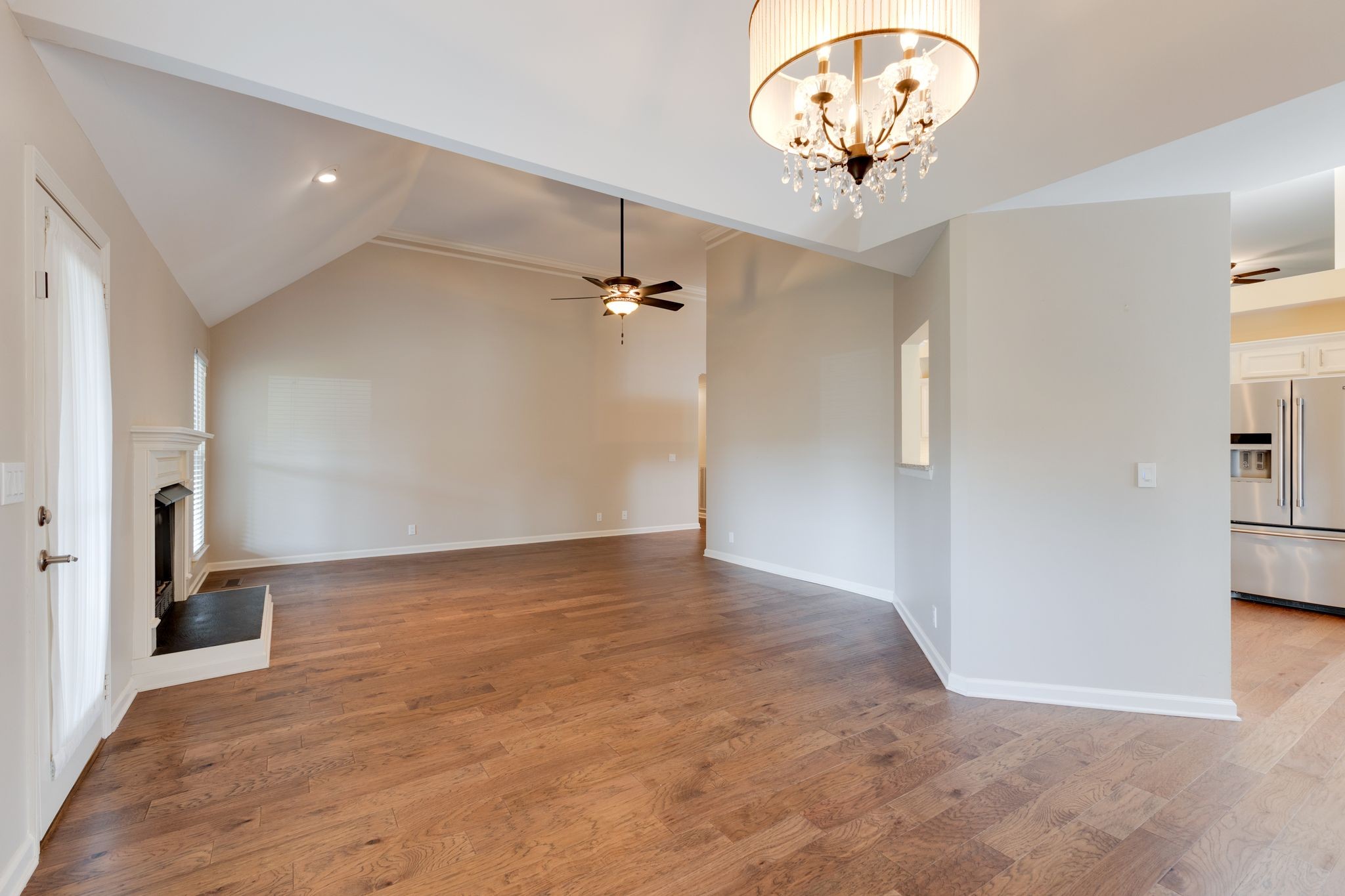 204 Seesaw Ct