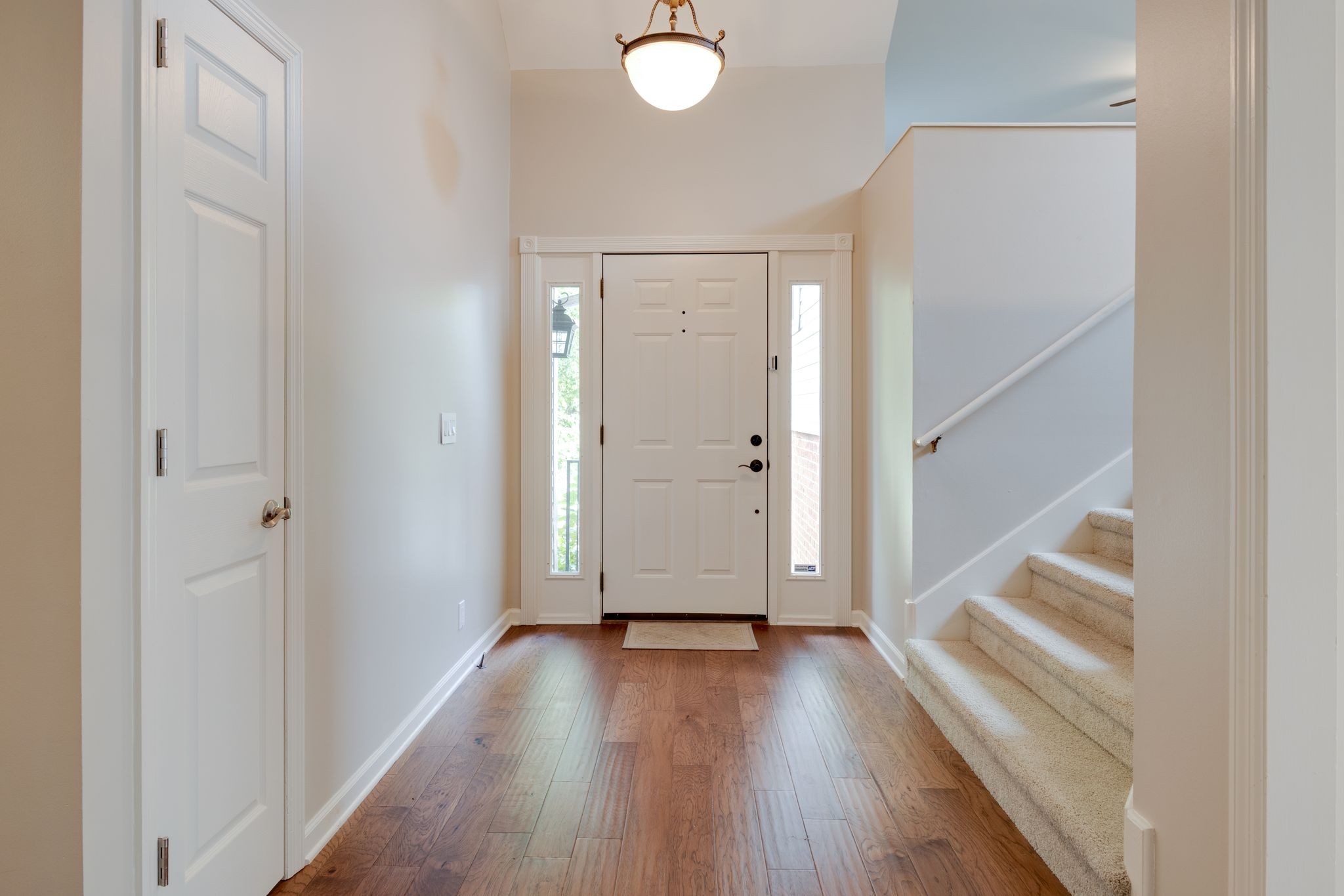 204 Seesaw Ct