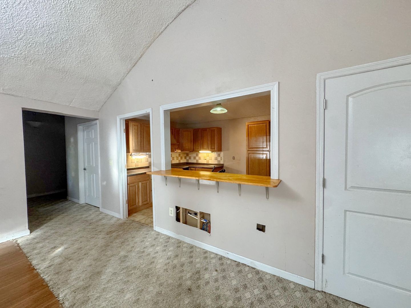 28 Alease Dr