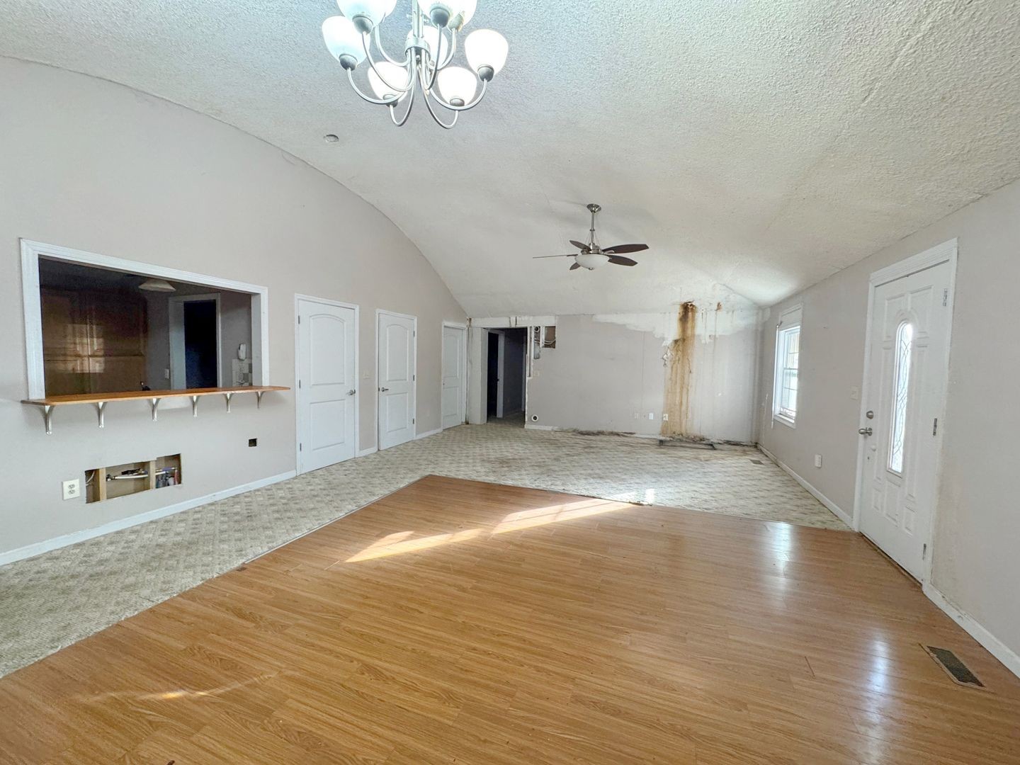 28 Alease Dr