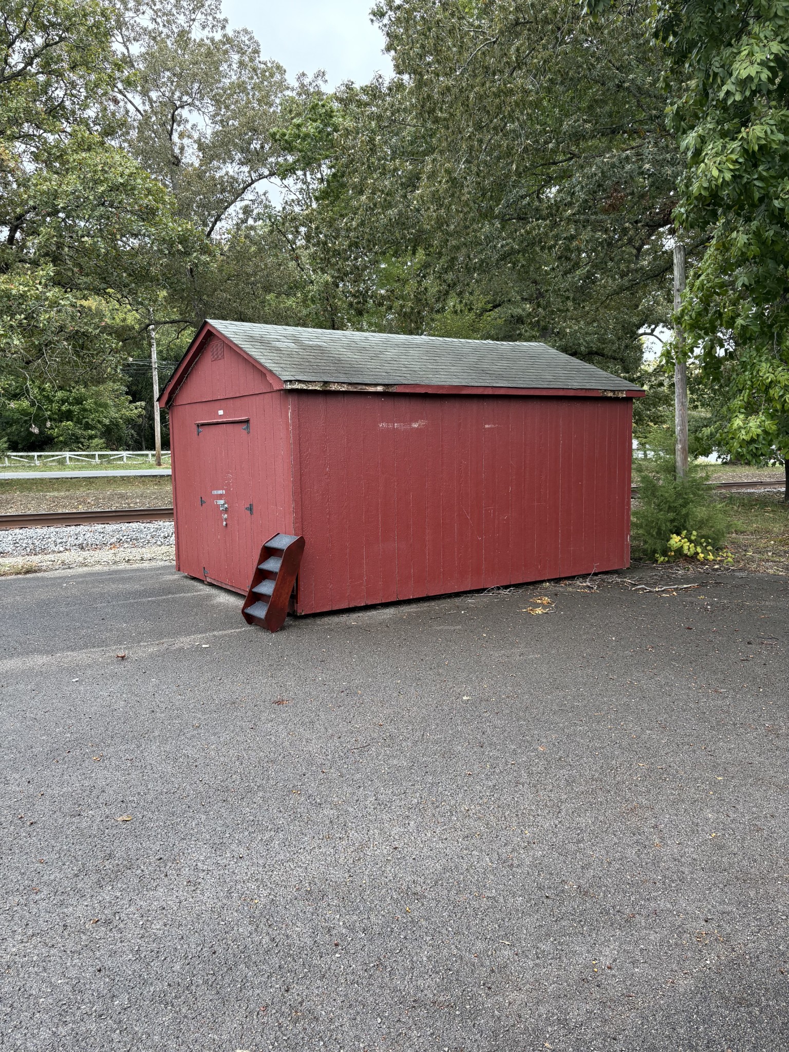 501 Oak Dr