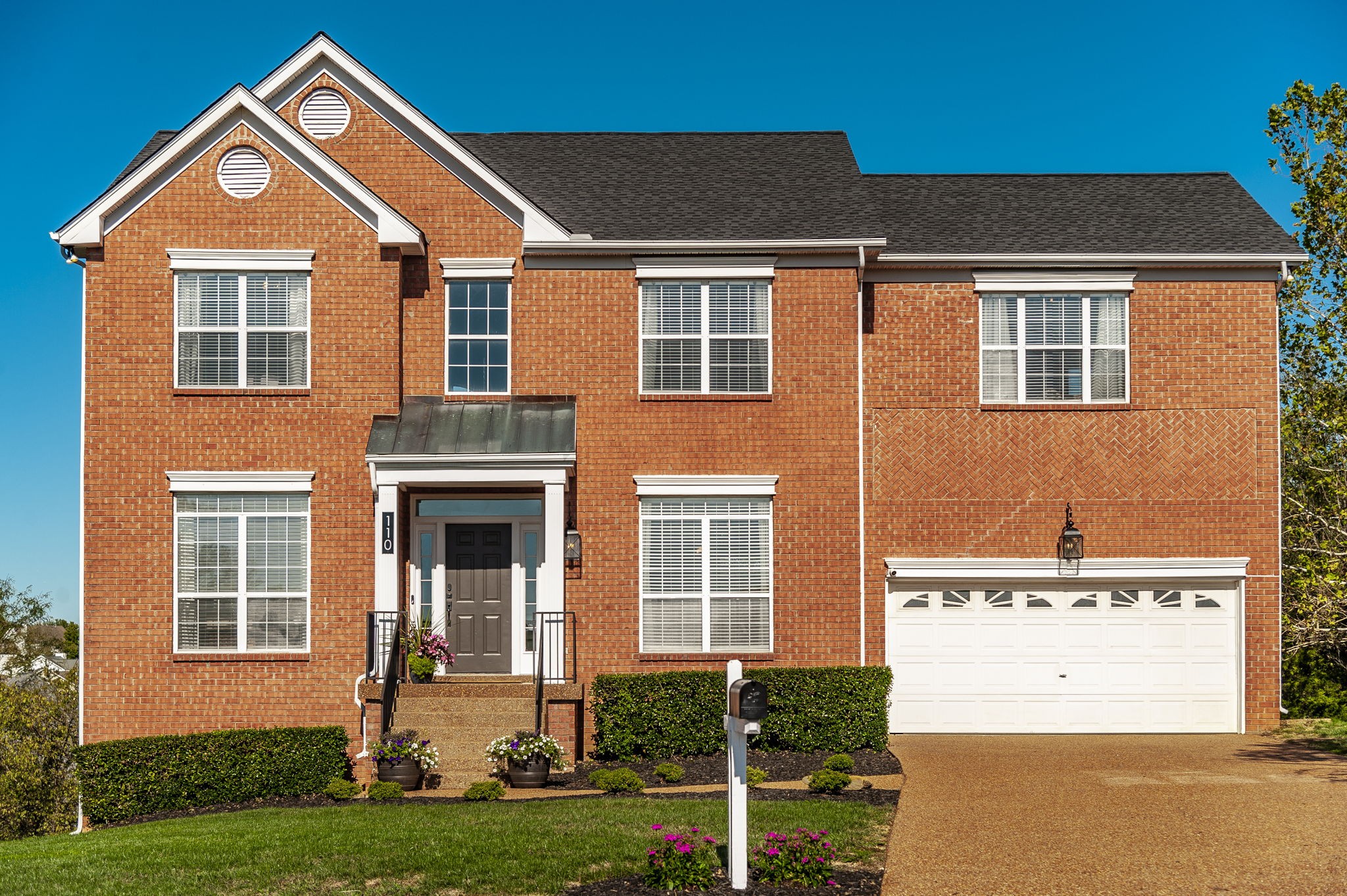 110 Yvonne Ct