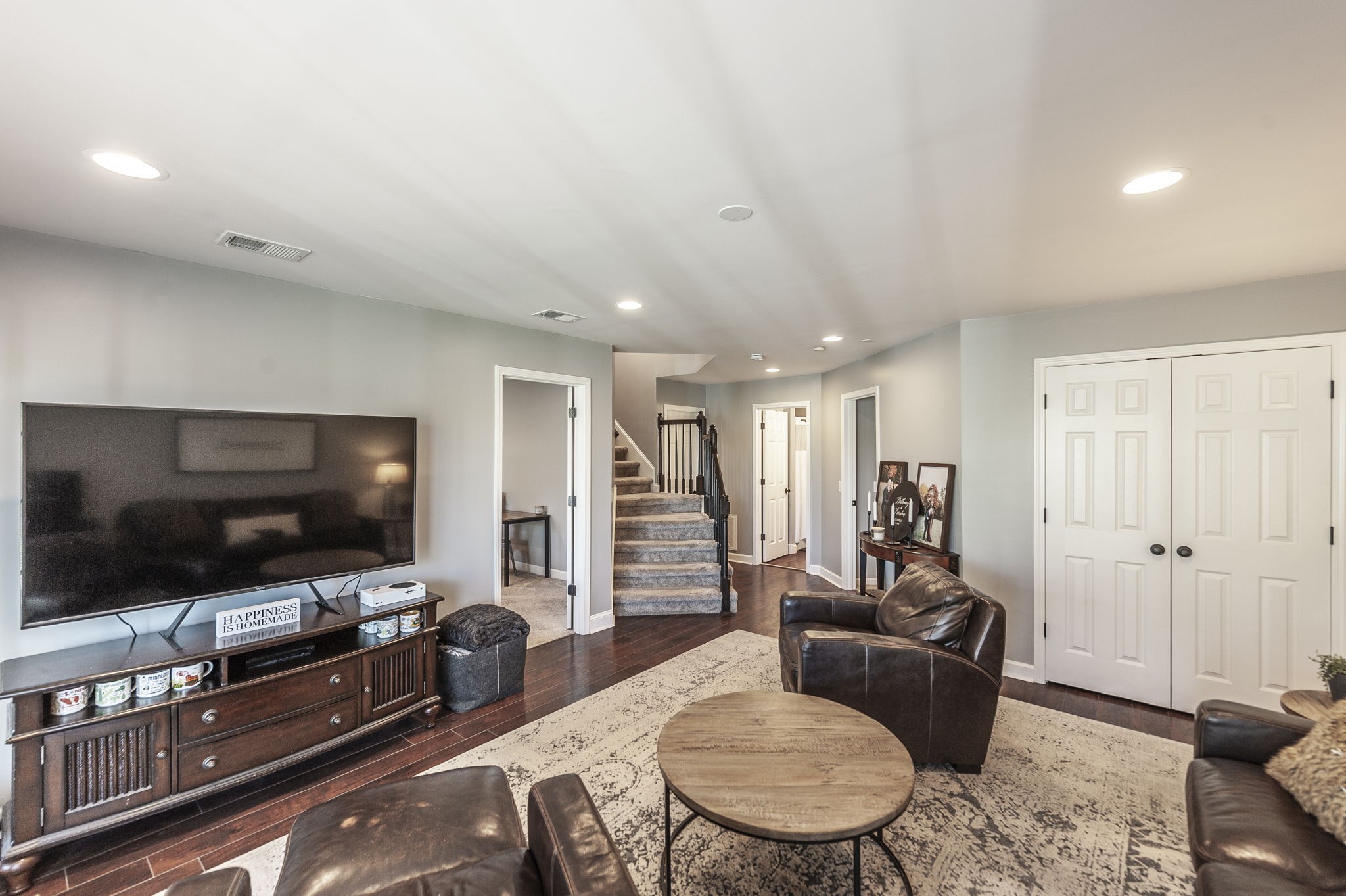 110 Yvonne Ct