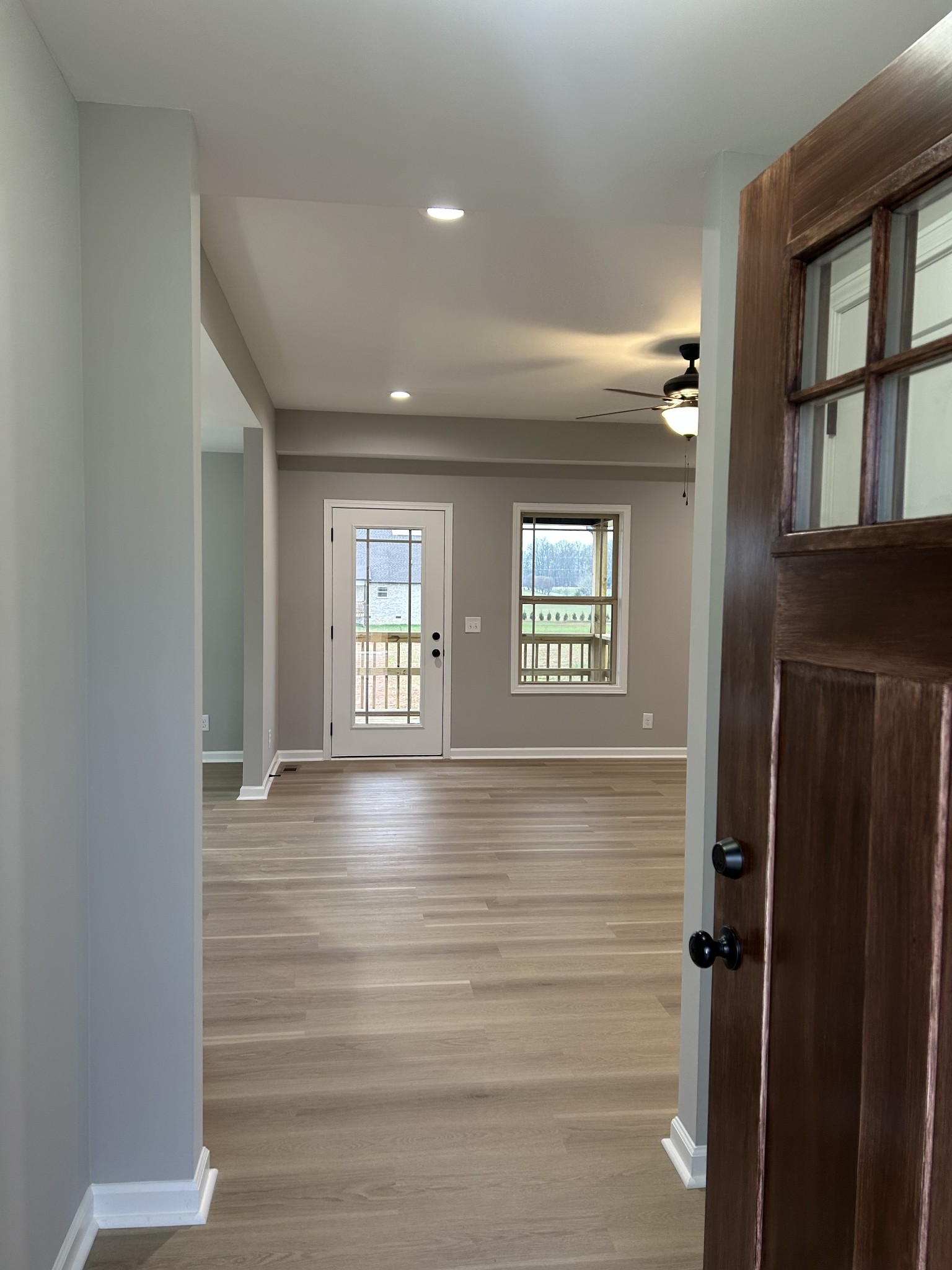 375 Randall Ln