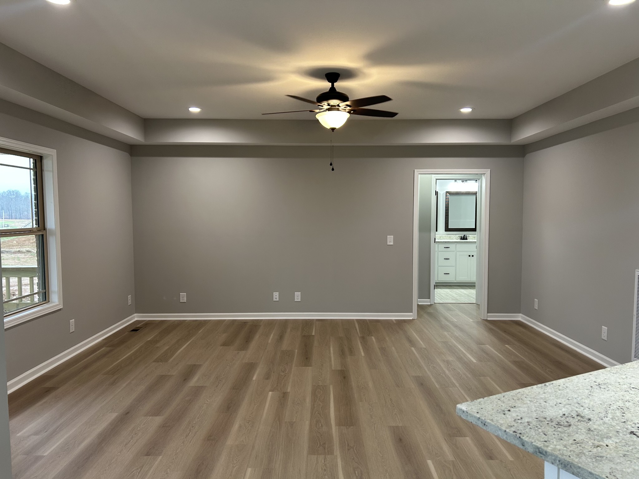 375 Randall Ln