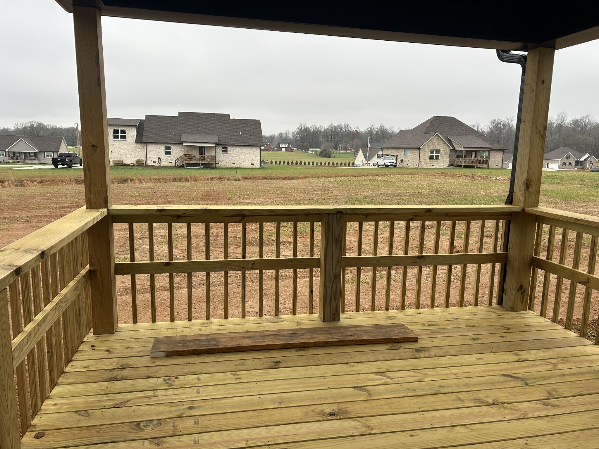 375 Randall Ln