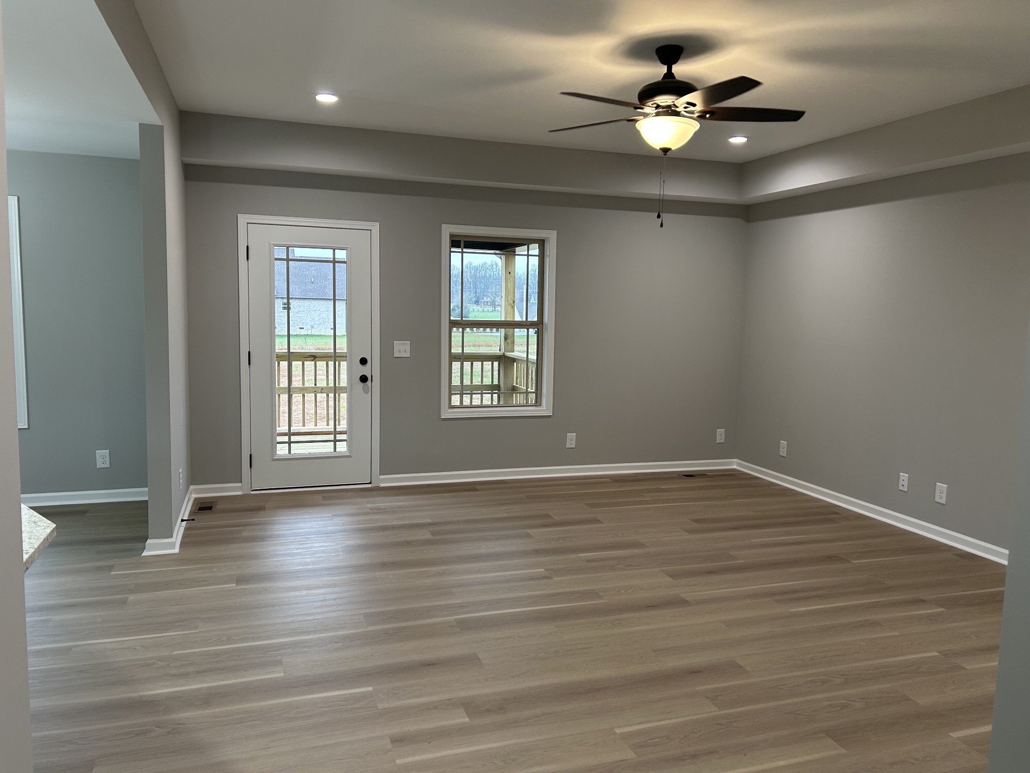 375 Randall Ln