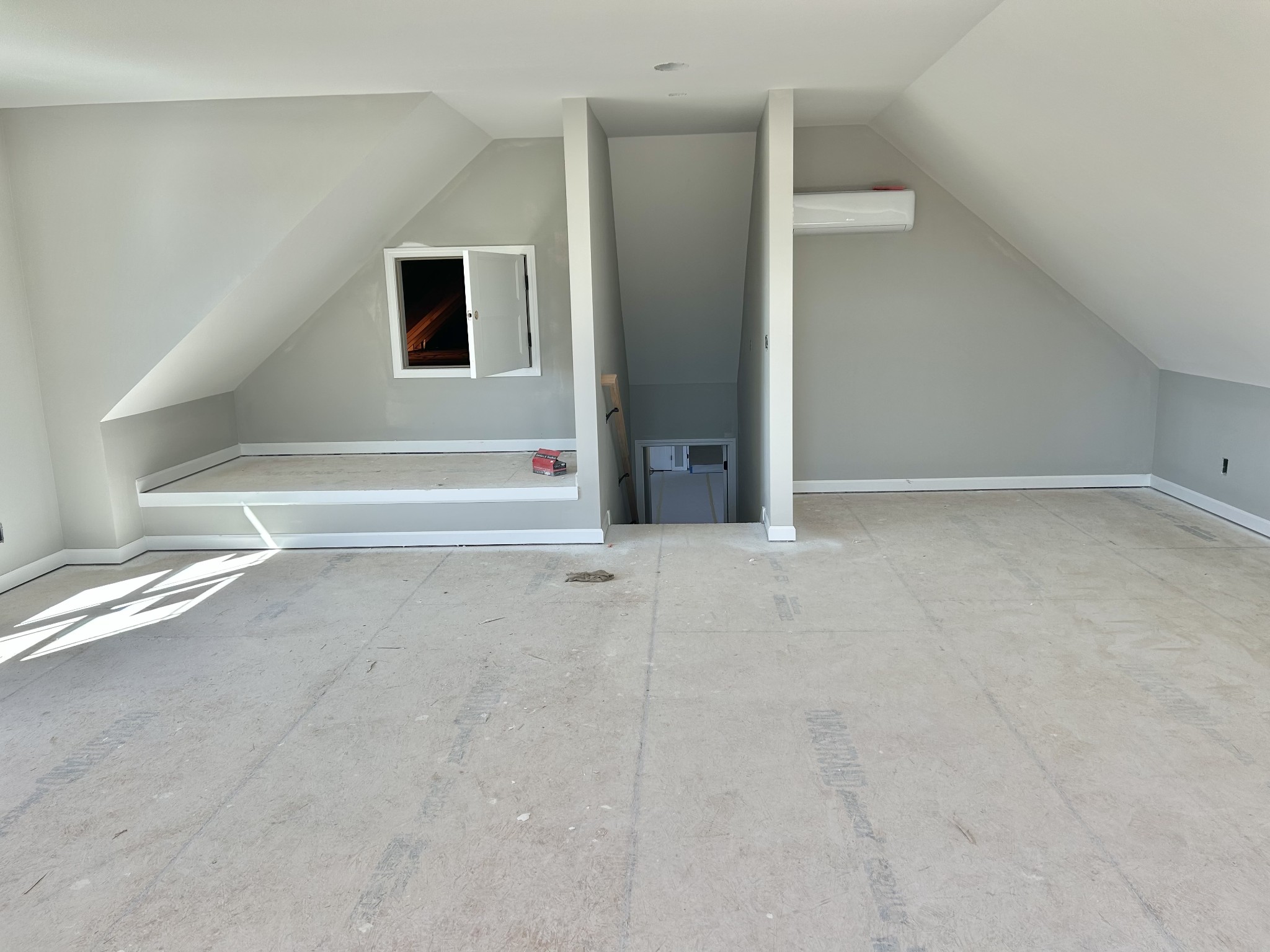 319 Randall Ln