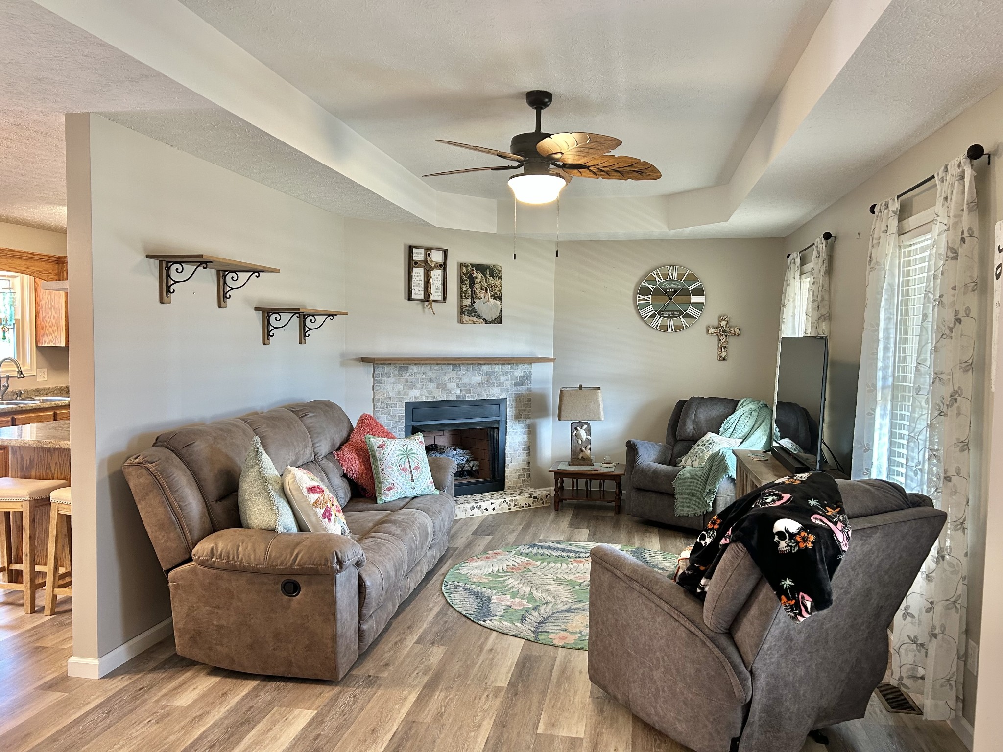 233 Jacoby Dr