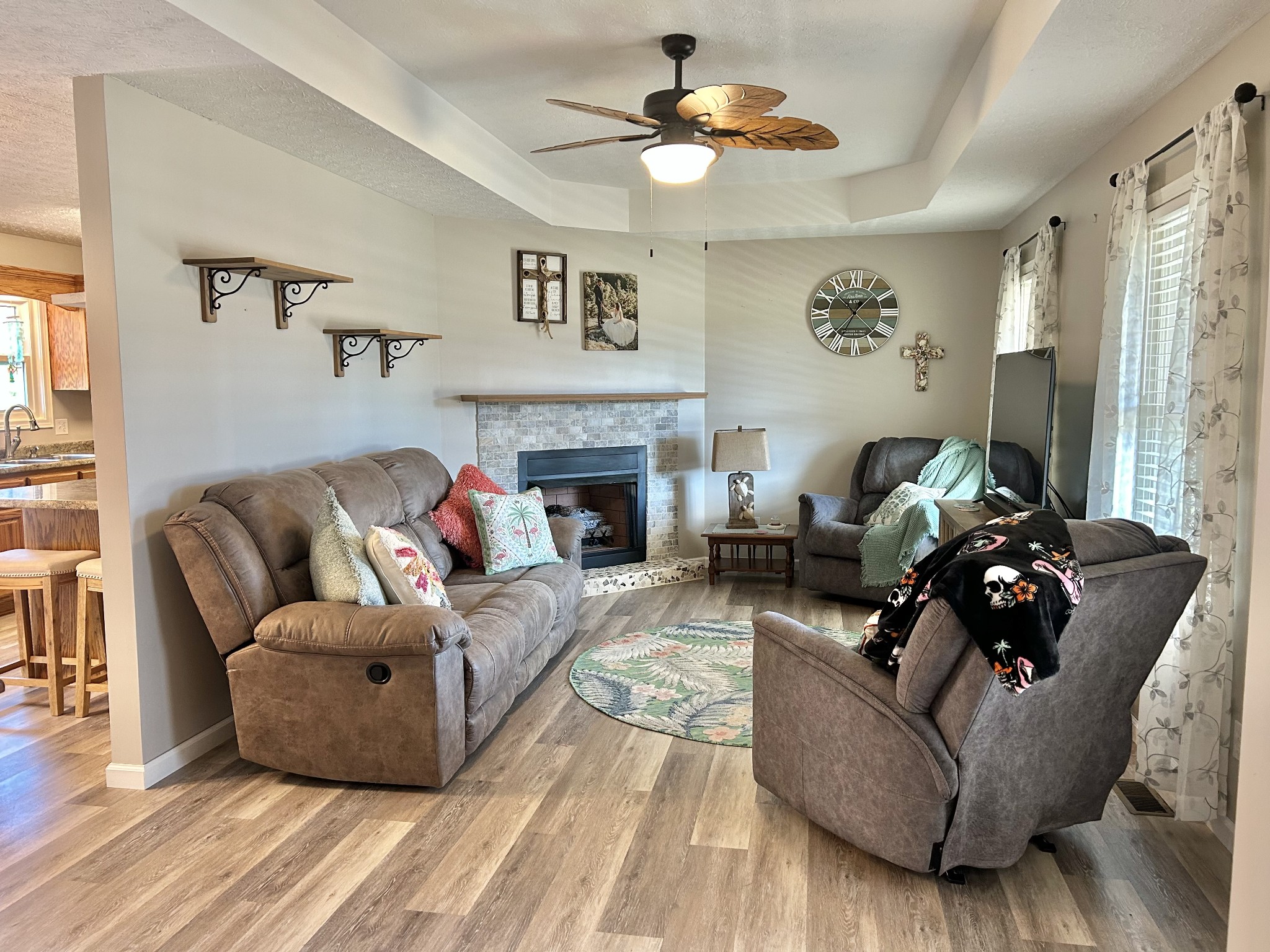 233 Jacoby Dr