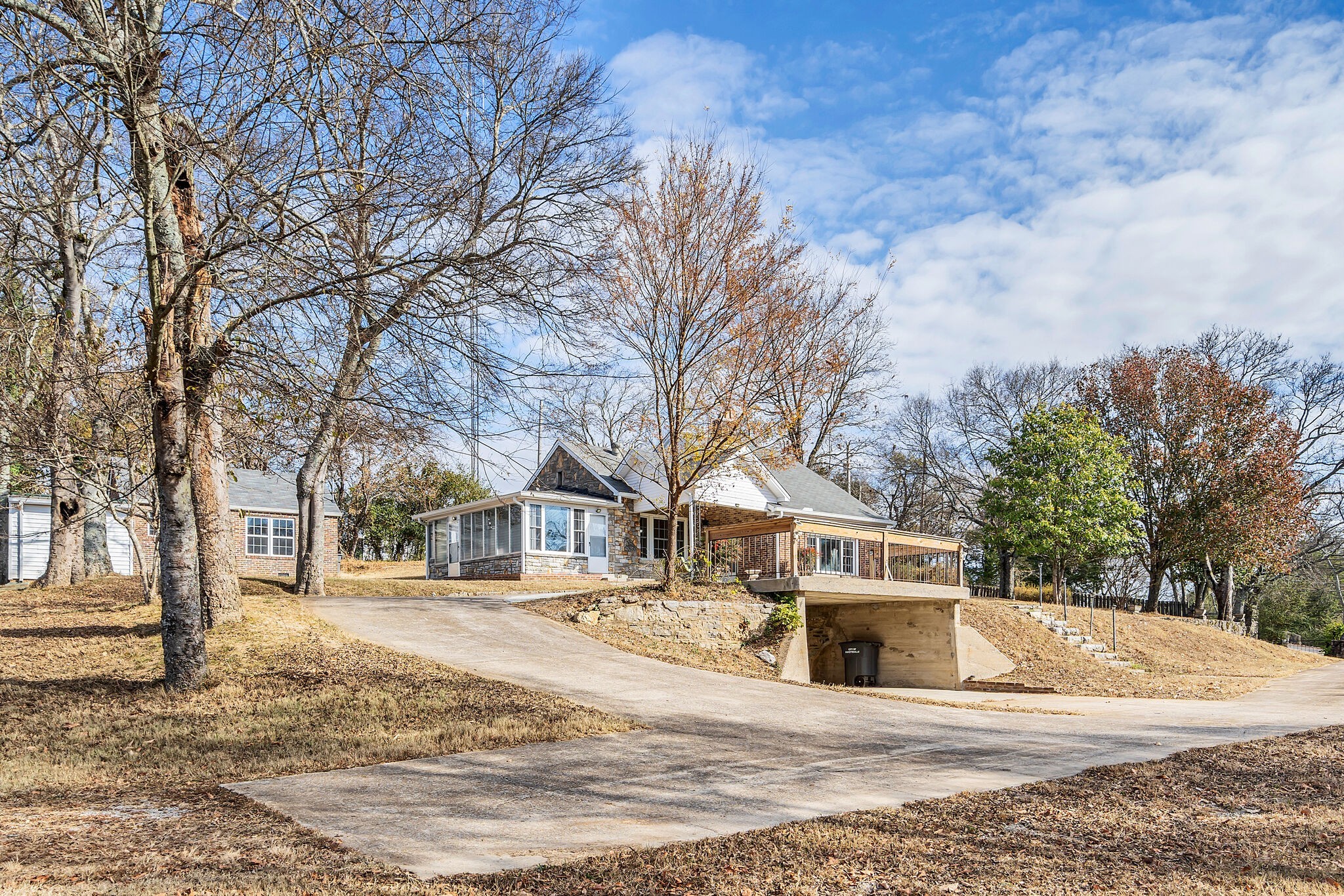 600 Cherokee Ave