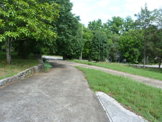 600 Cherokee Ave