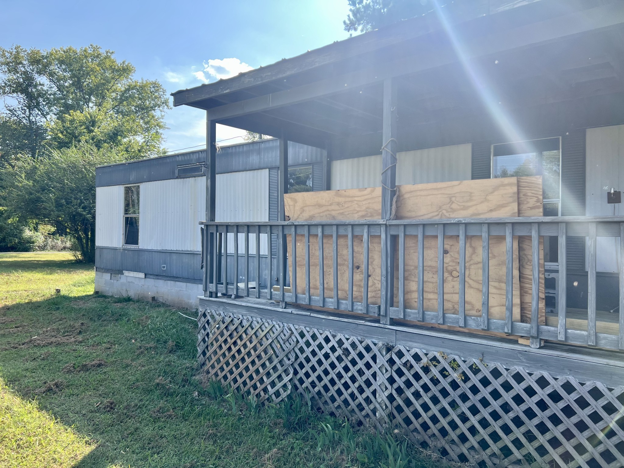 403 Locust St
