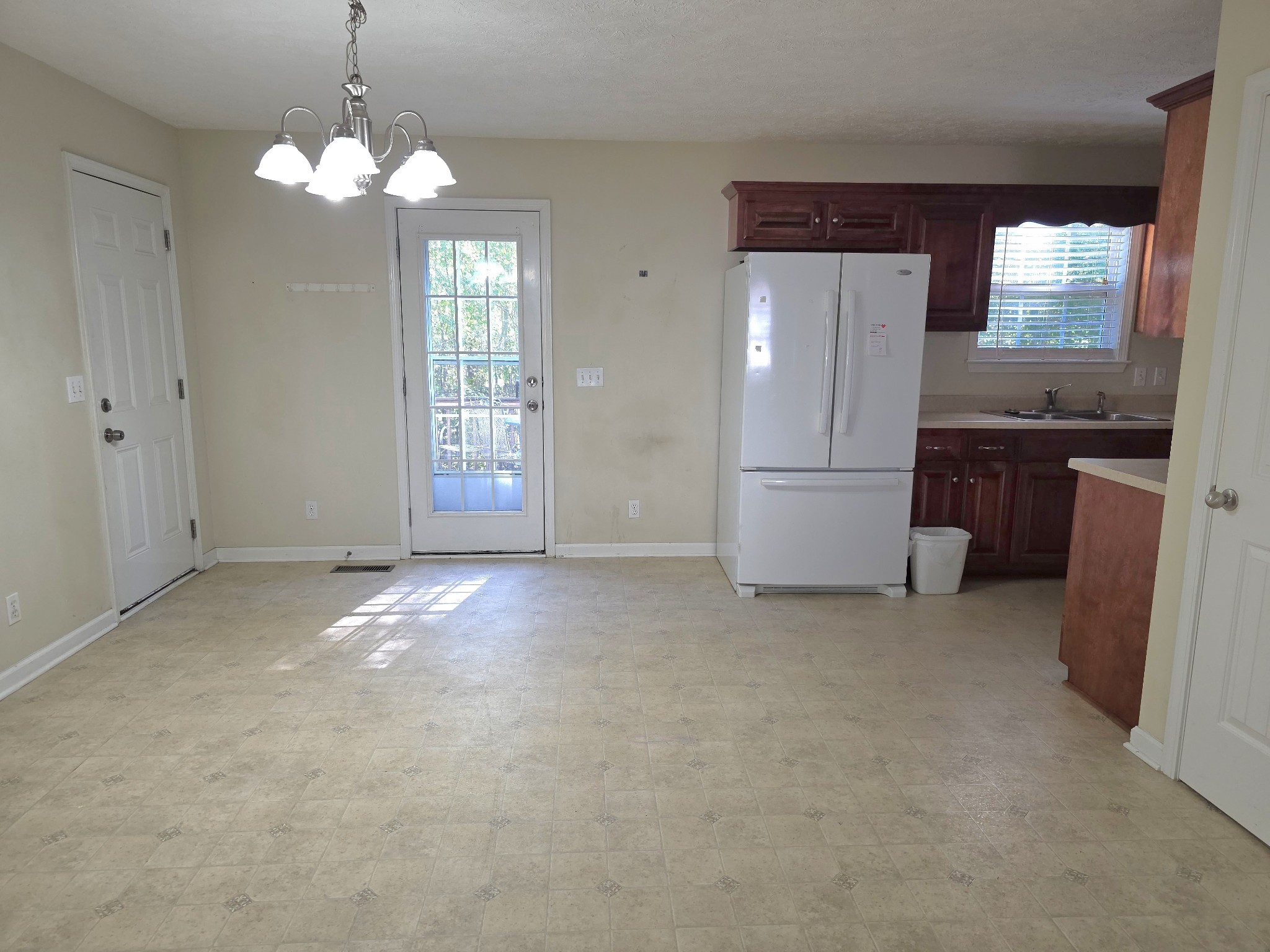 310 Indian Springs Cir