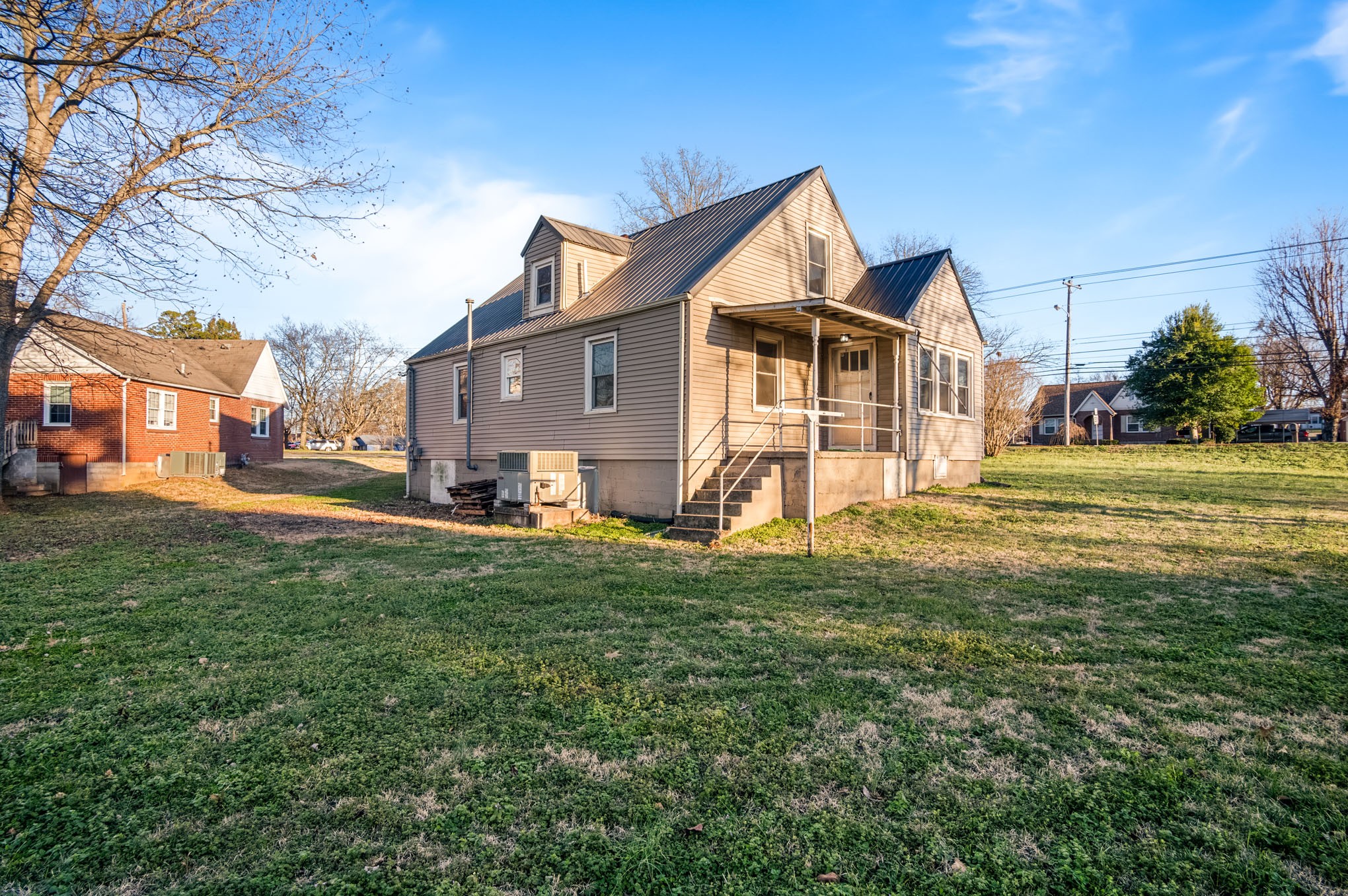 508 Lewis Ave
