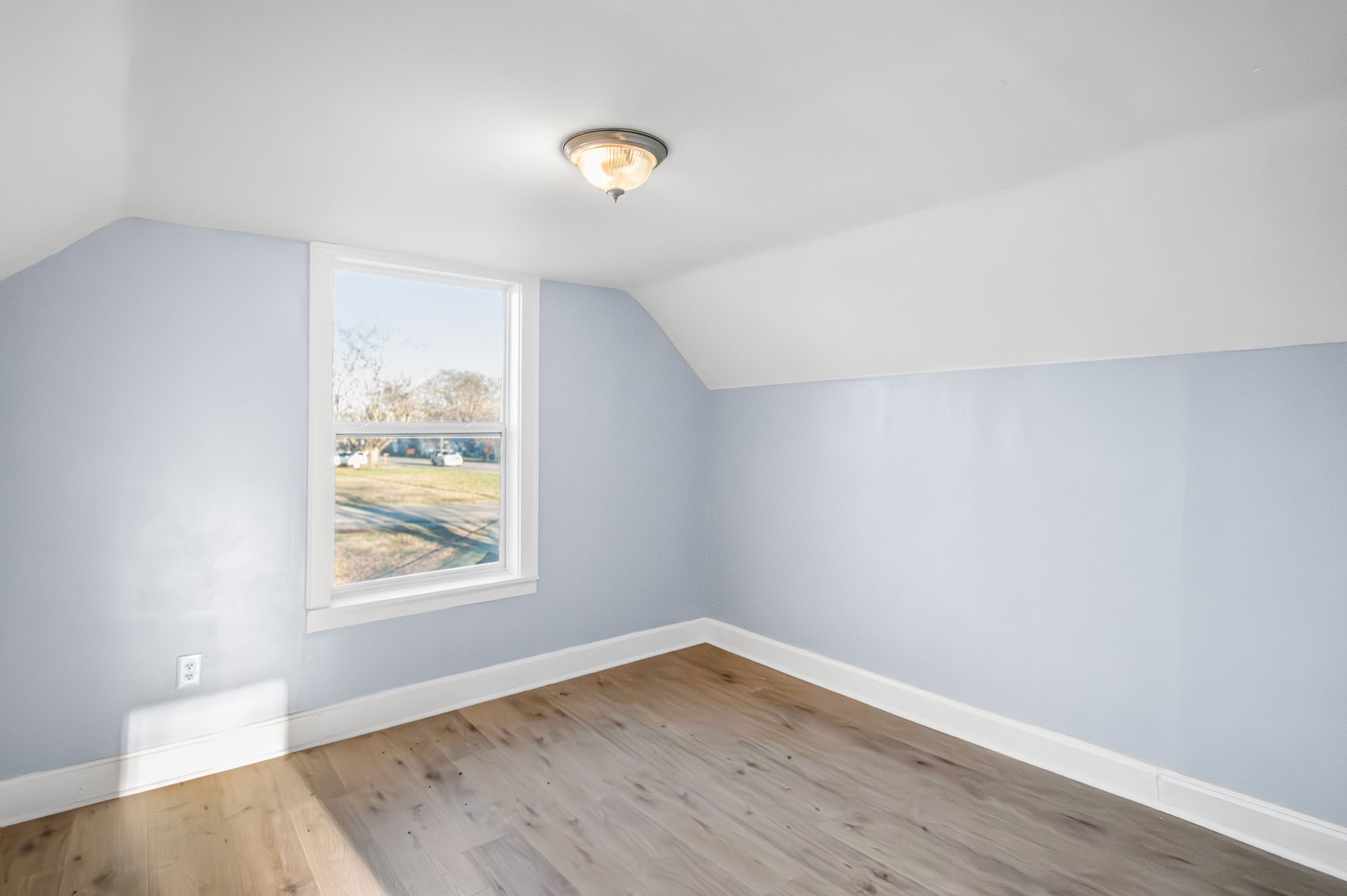 508 Lewis Ave