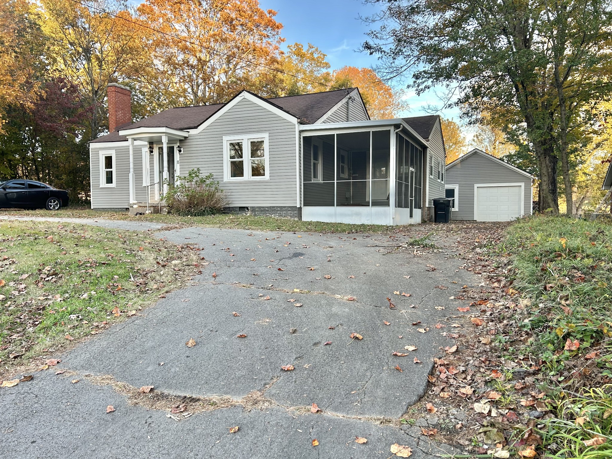 709 Westside Dr