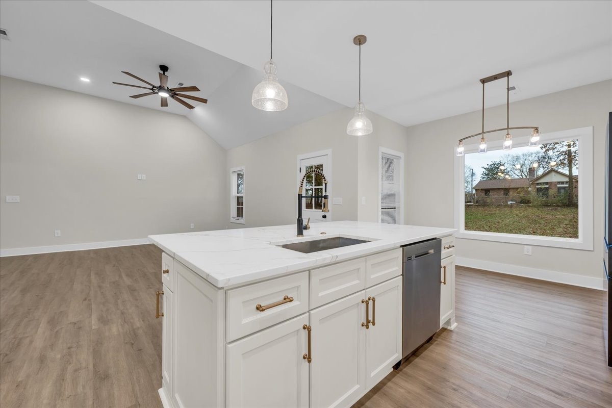 158 Dogwood Dr