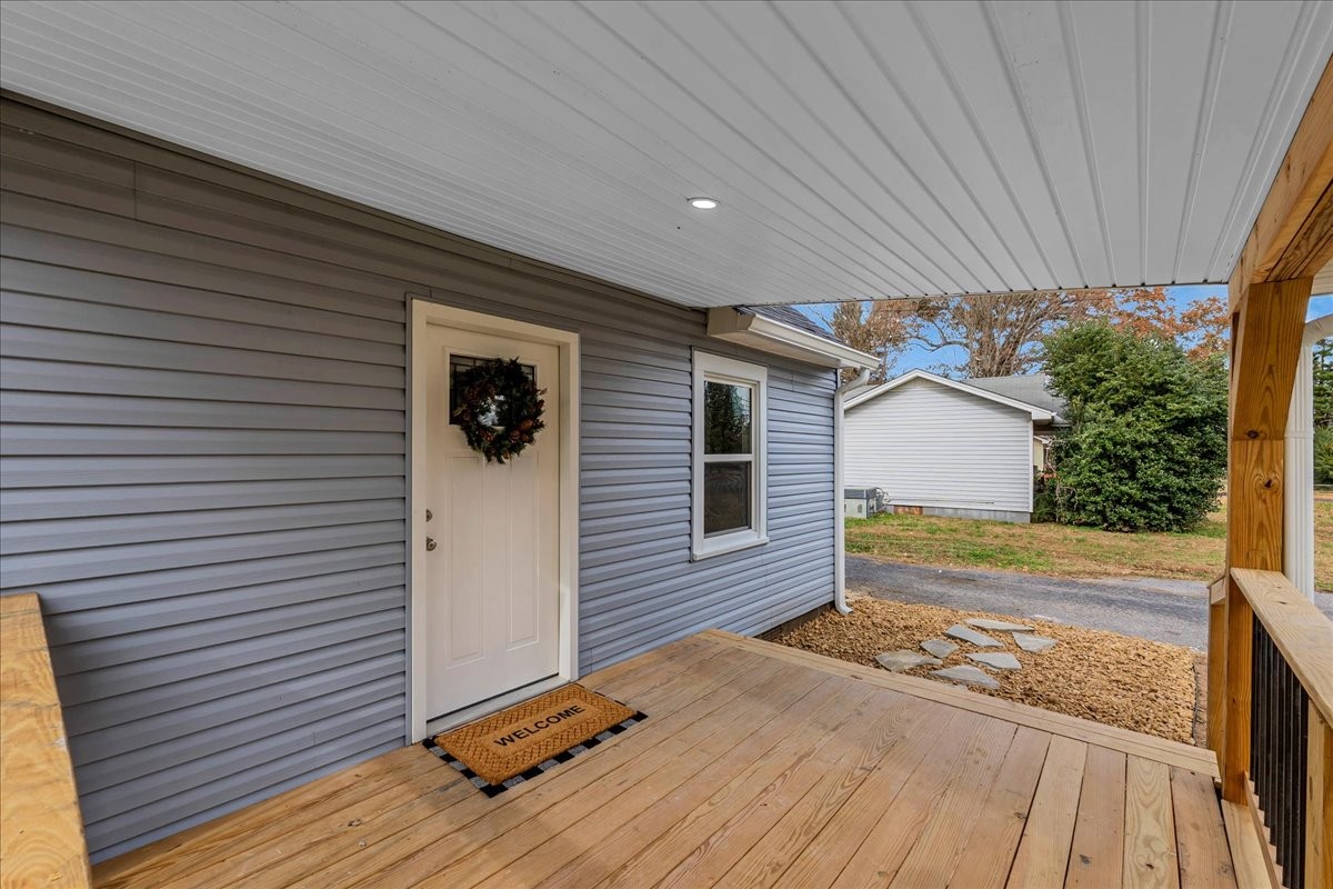 2013 Ovoca Rd