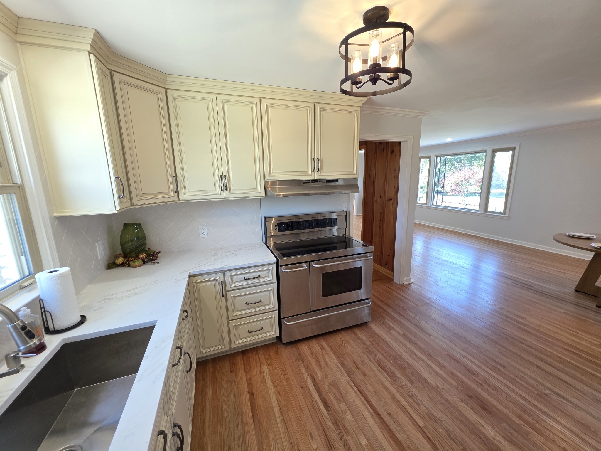 2509 Timwood Dr