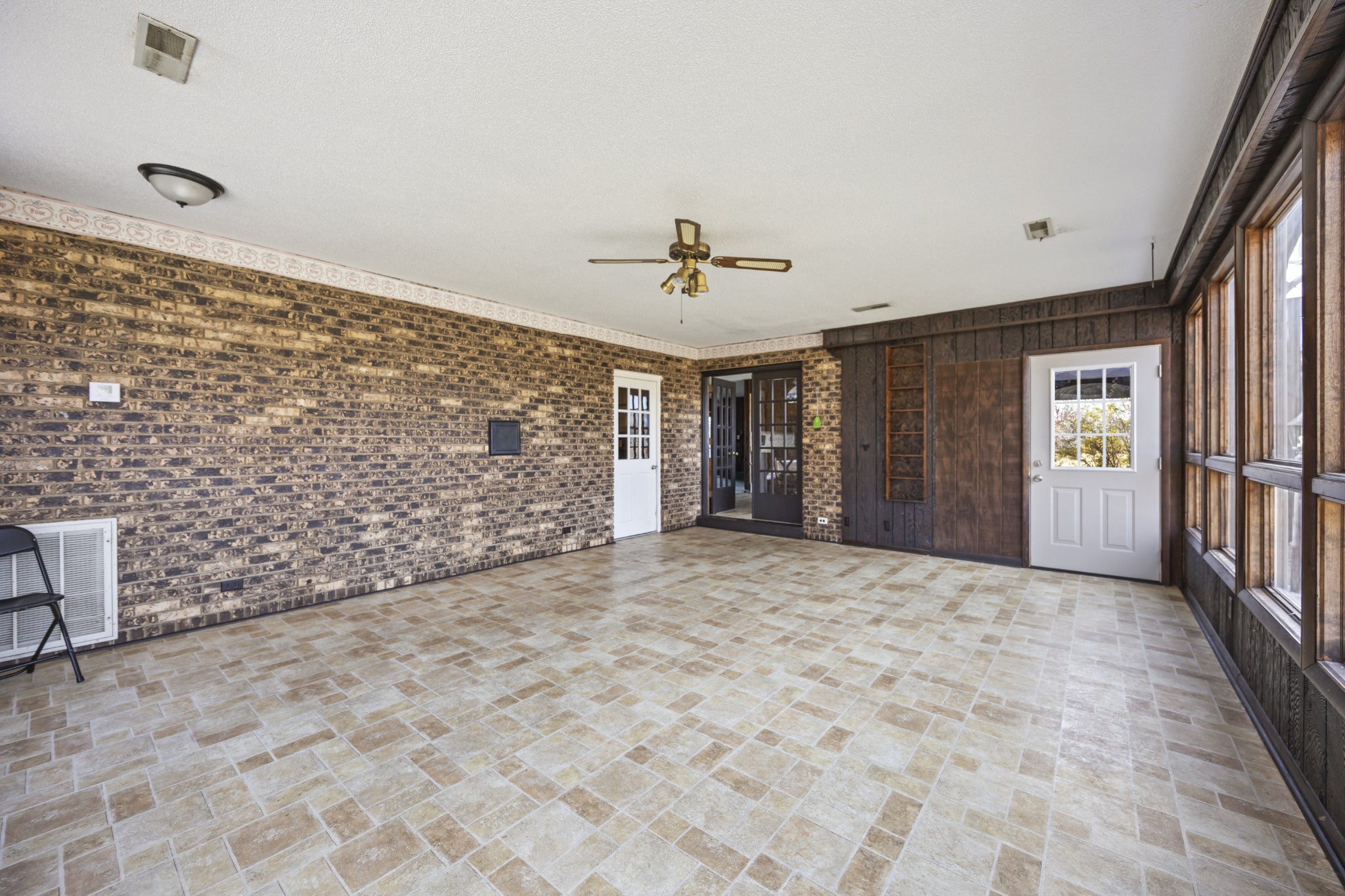 131 Freedom Ln