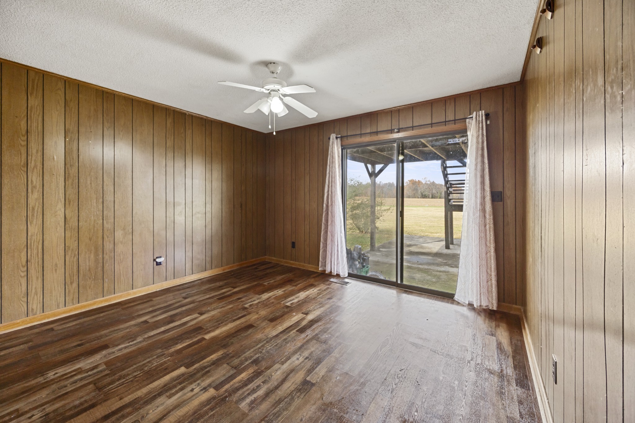 131 Freedom Ln