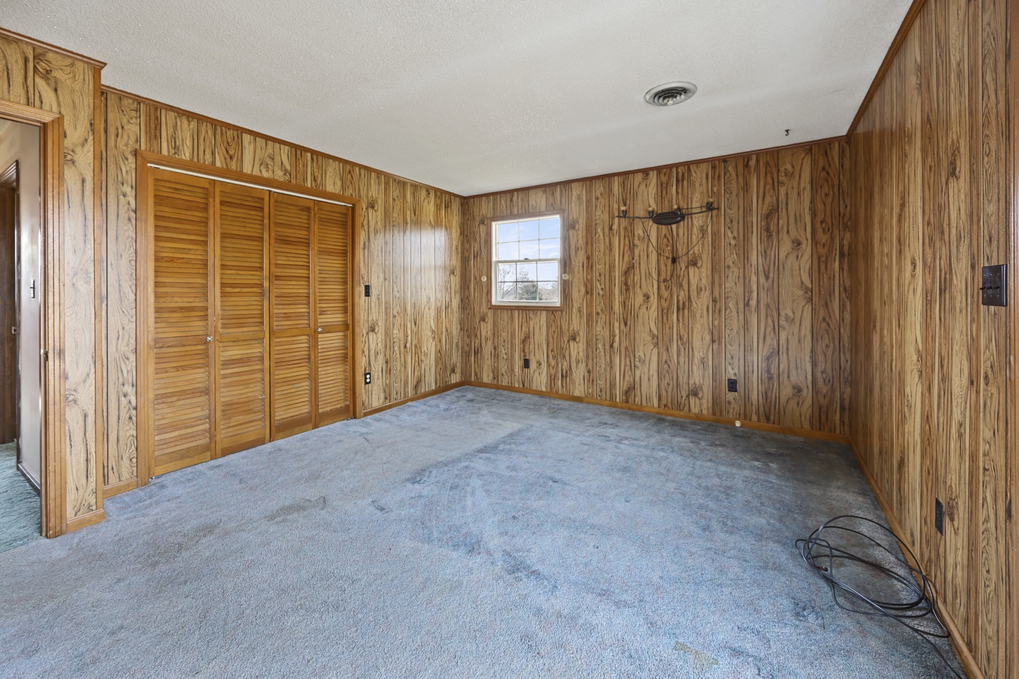 131 Freedom Ln