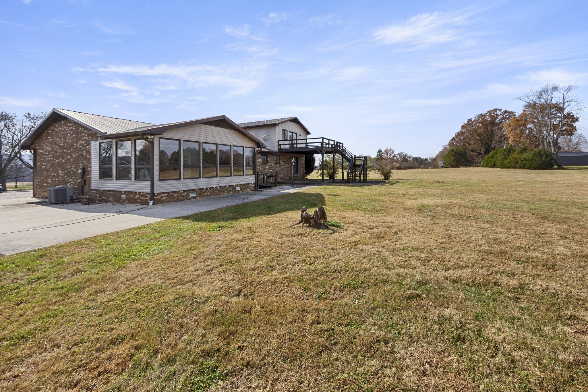 131 Freedom Ln