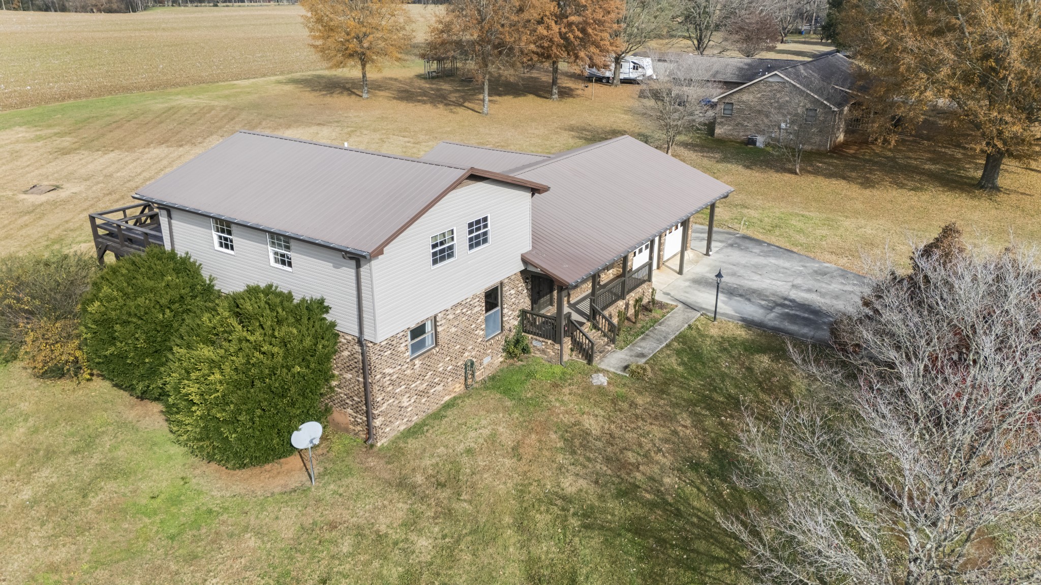 131 Freedom Ln