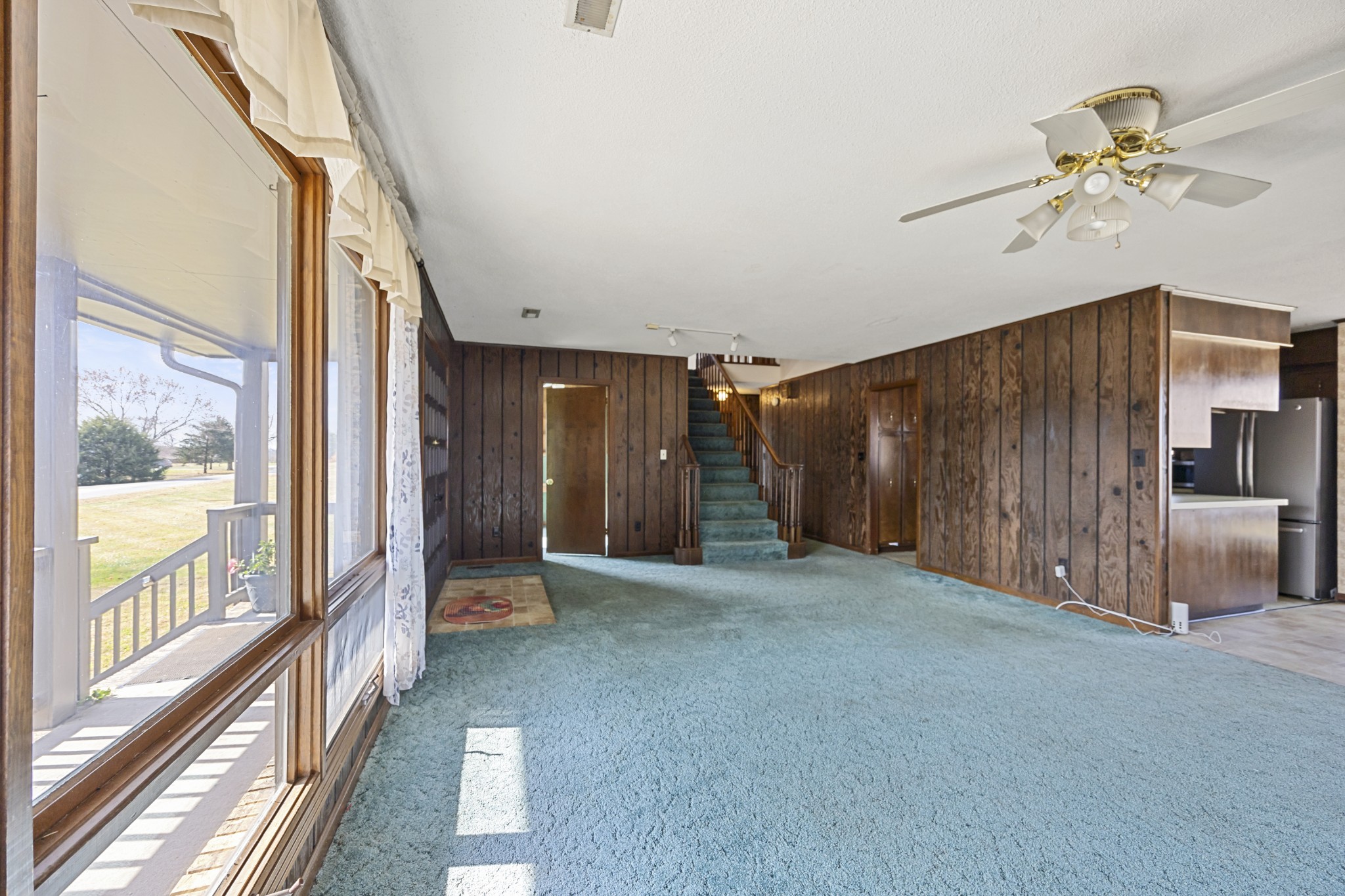 131 Freedom Ln