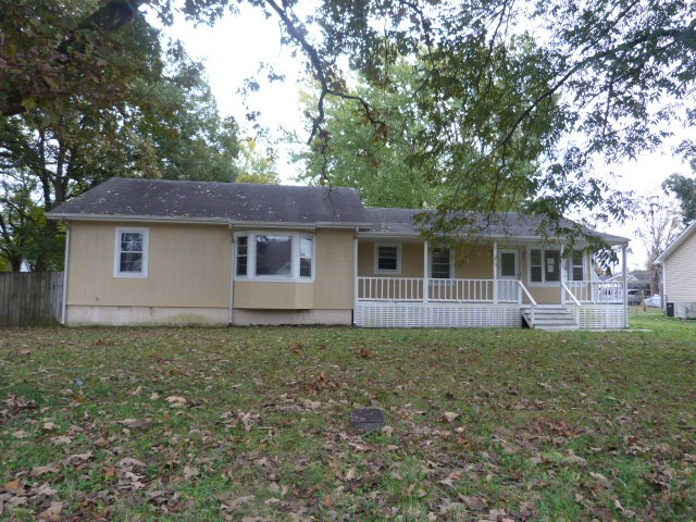 303 Willow St