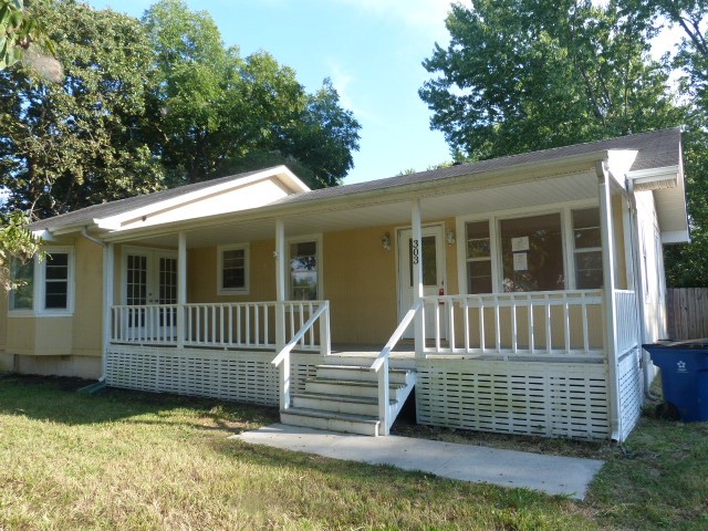 303 Willow St