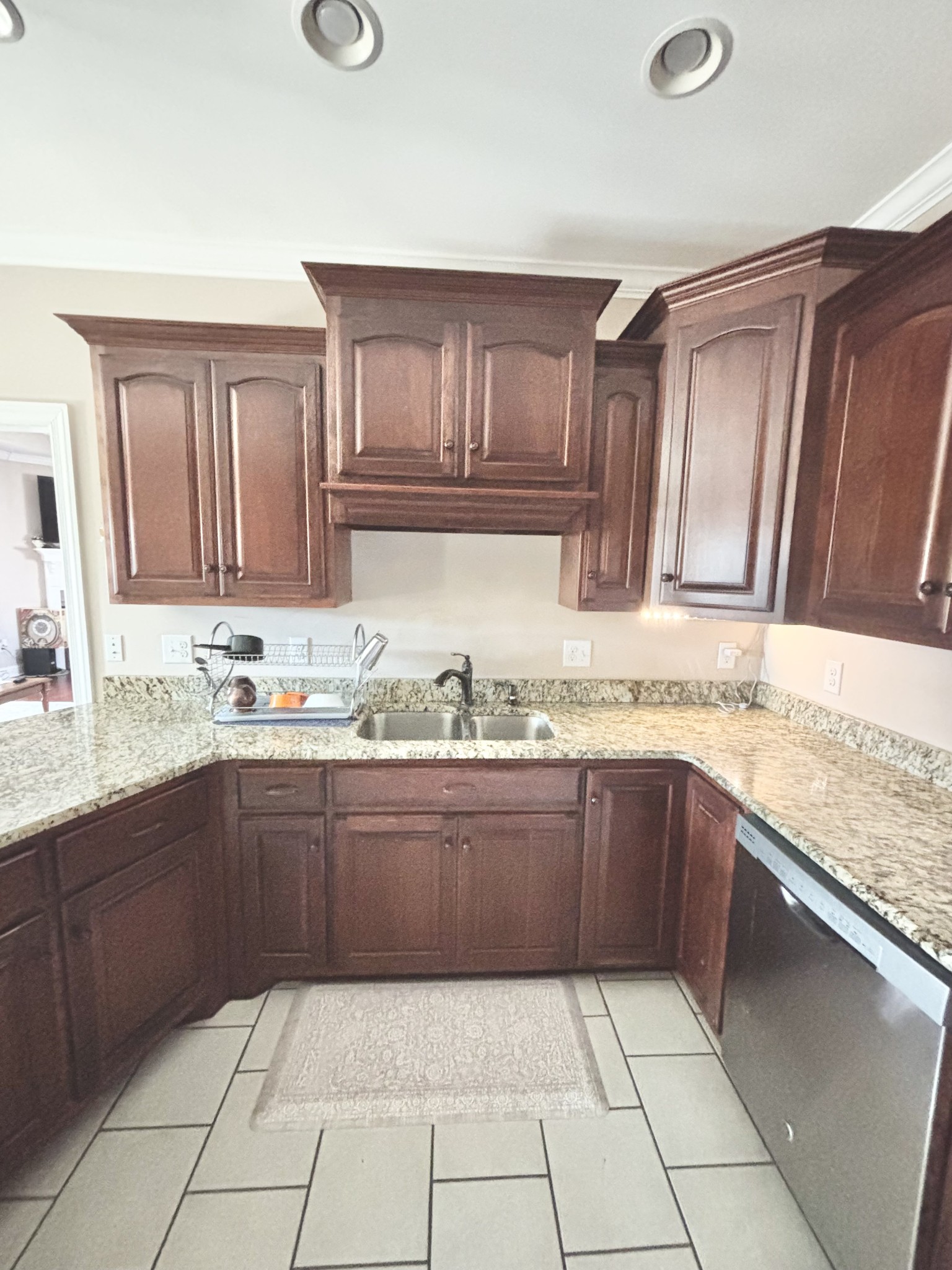 244 Lexington Cir