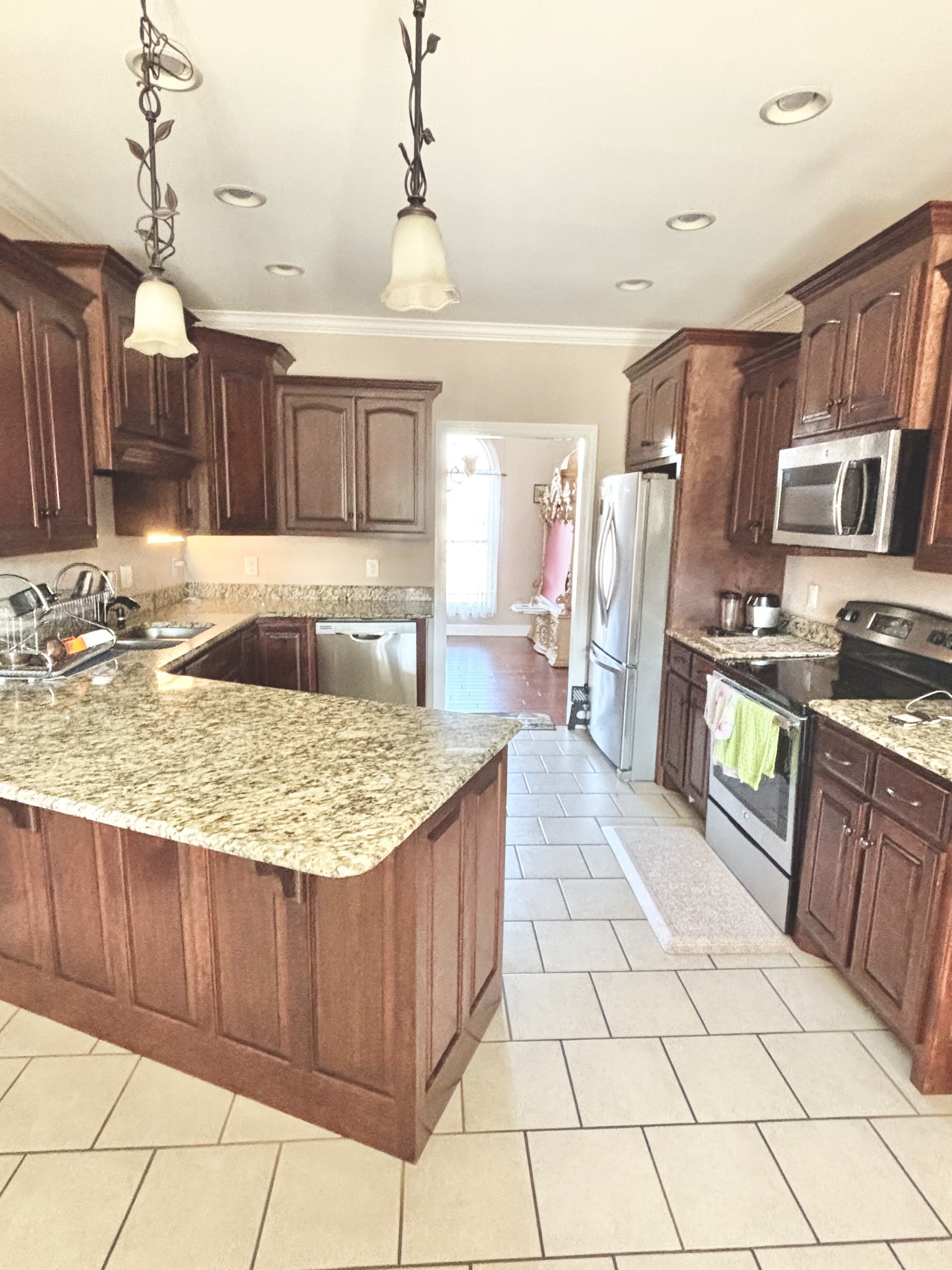 244 Lexington Cir