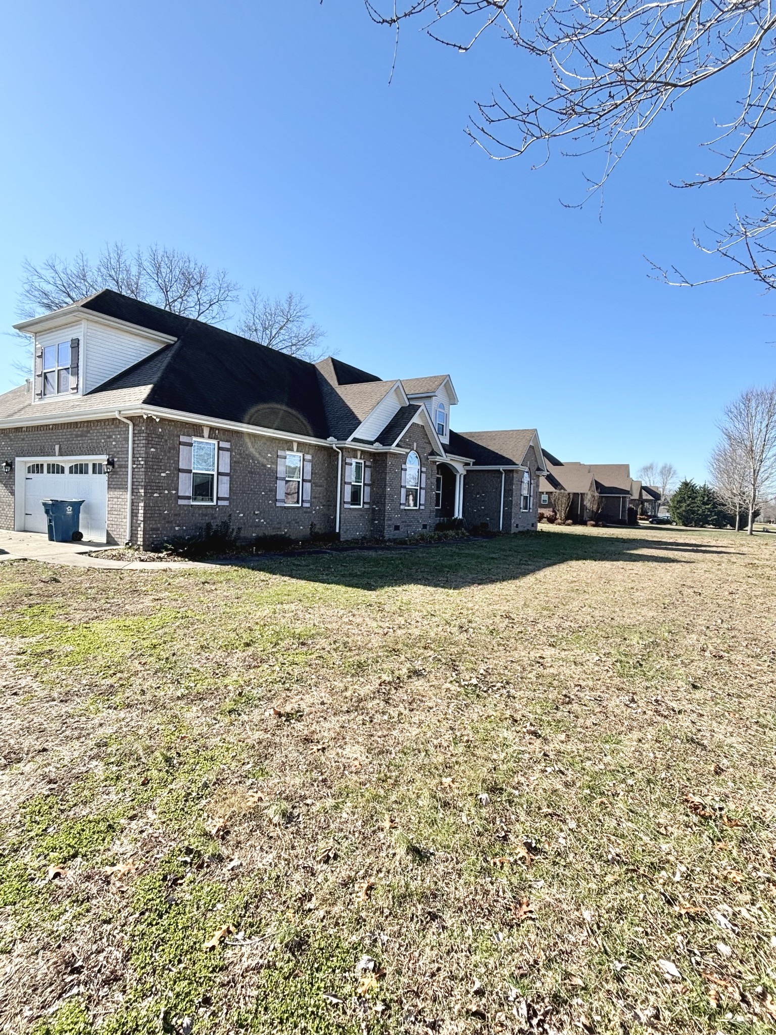 244 Lexington Cir