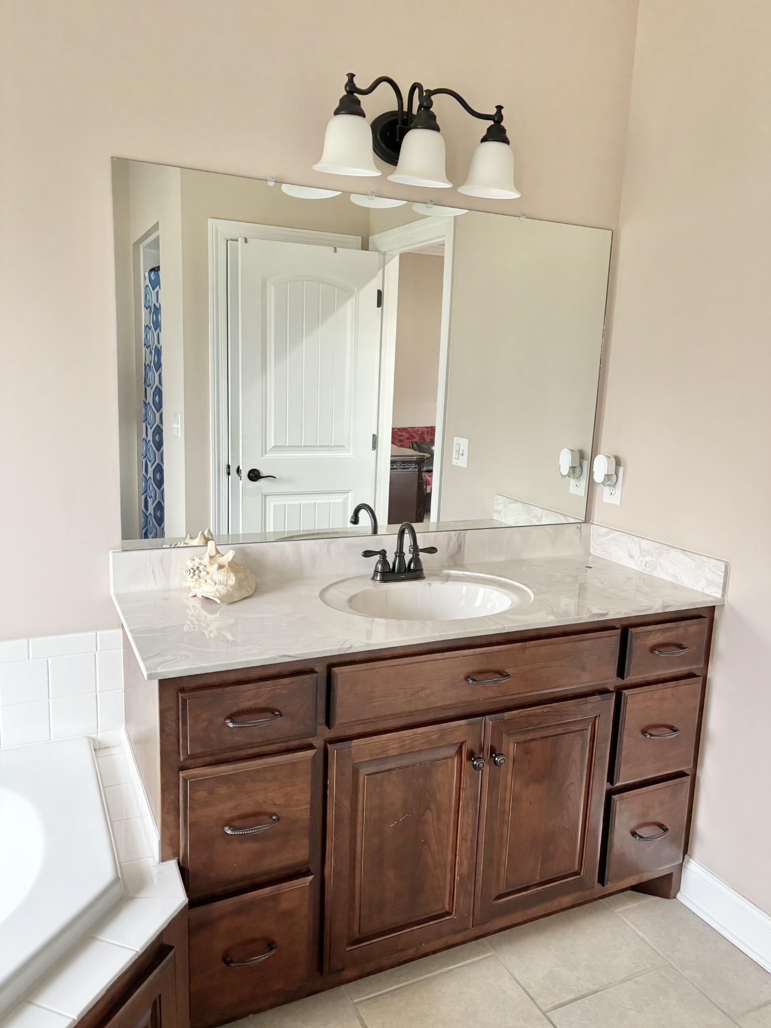 244 Lexington Cir