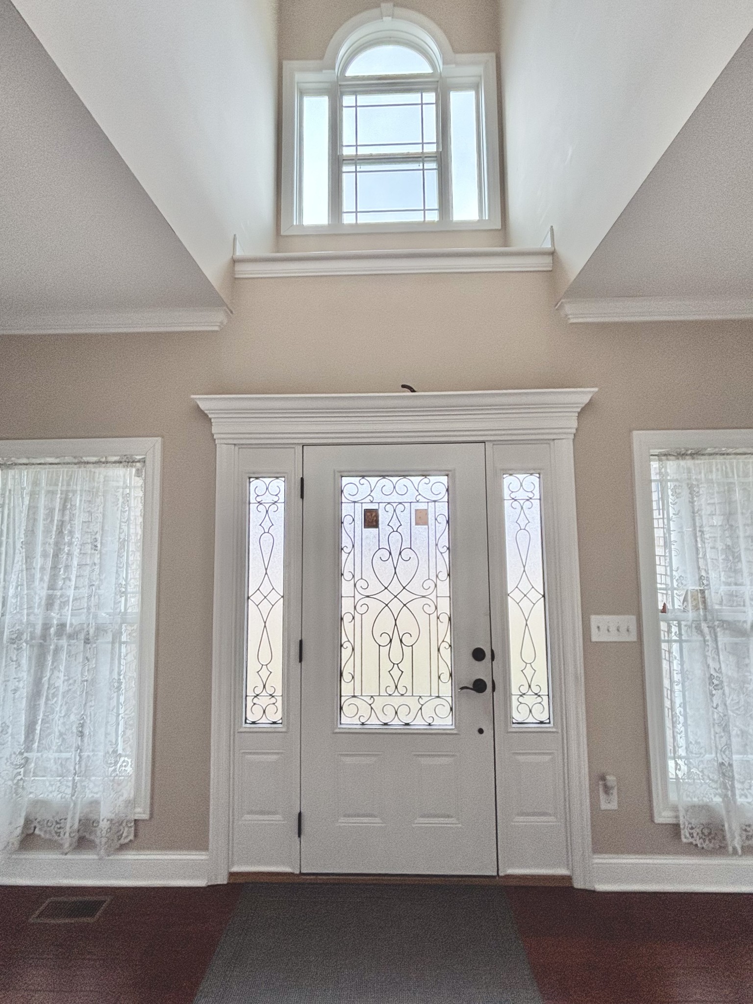 244 Lexington Cir