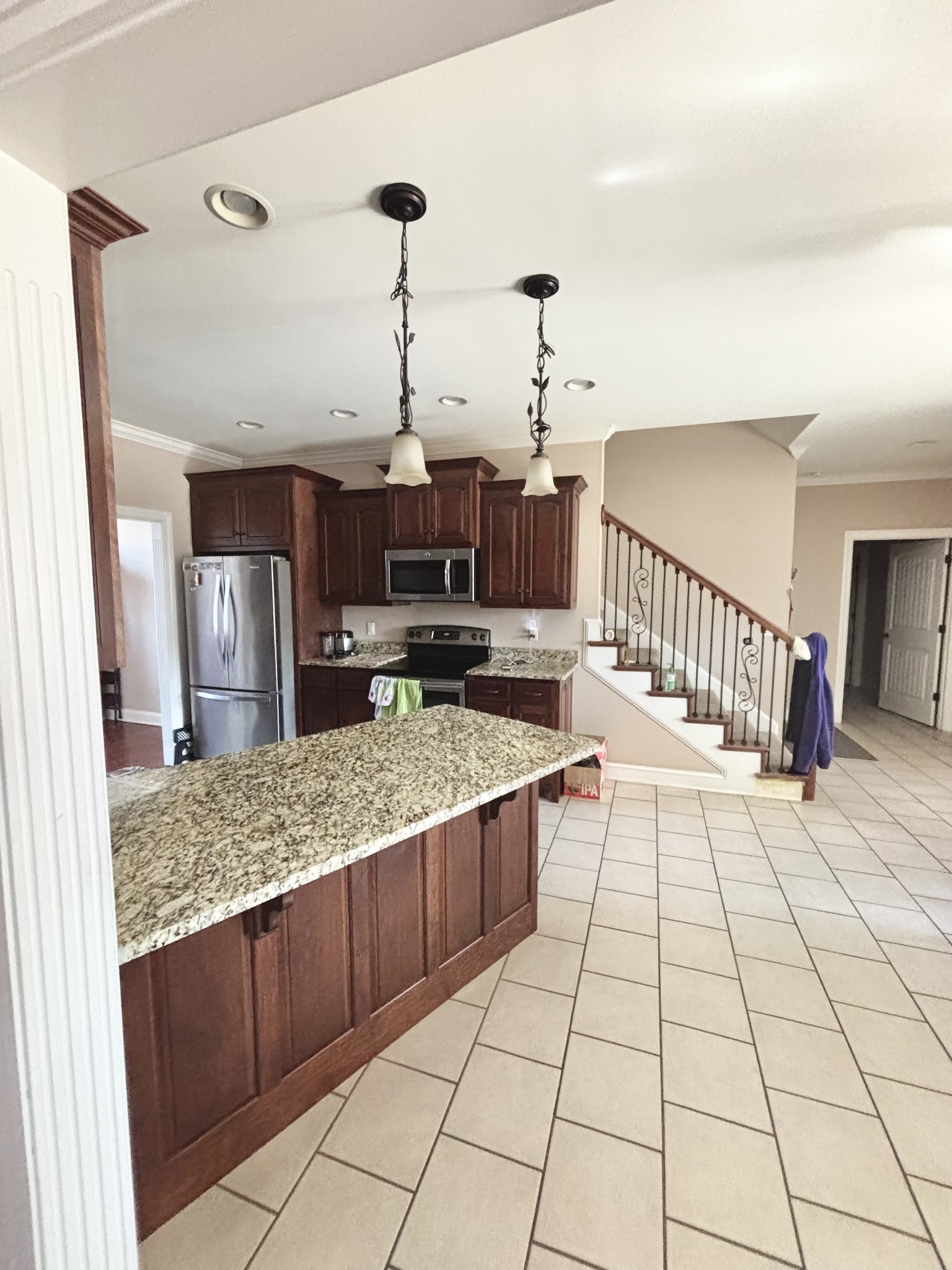 244 Lexington Cir