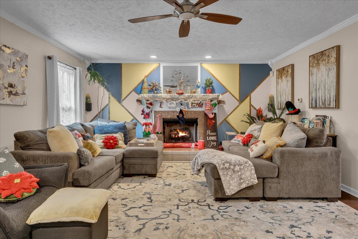 1823 Bridget Dr