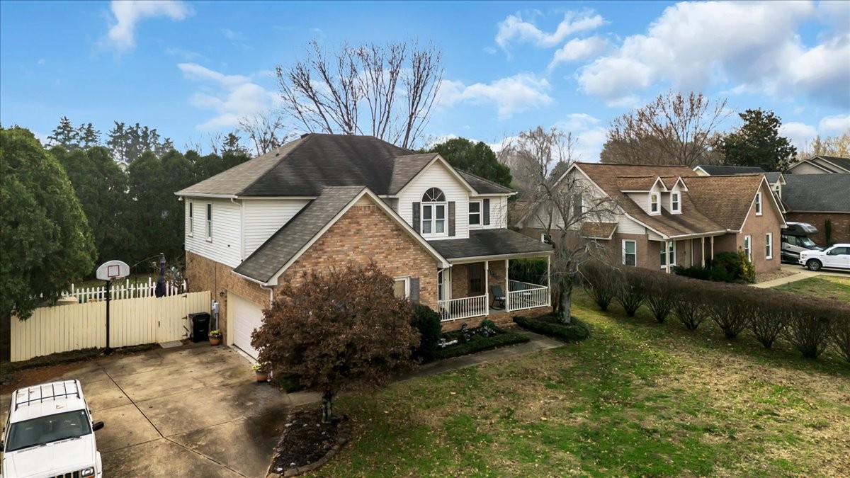 1823 Bridget Dr