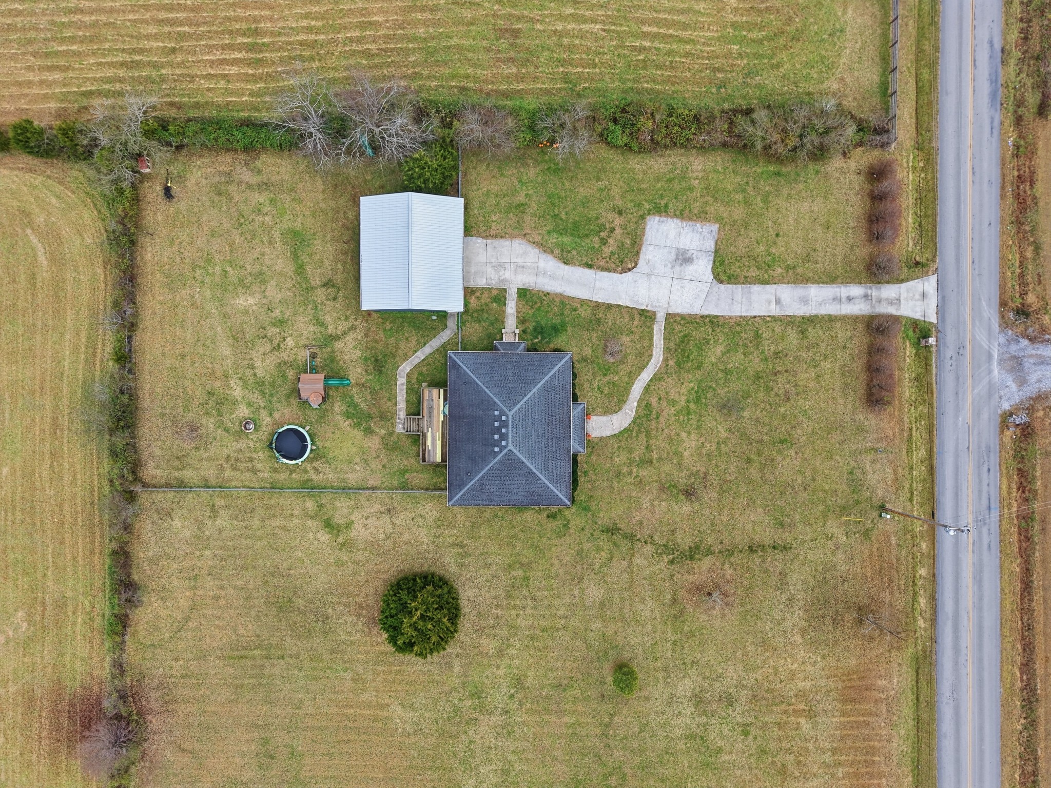 558 Ferrells Loop Rd