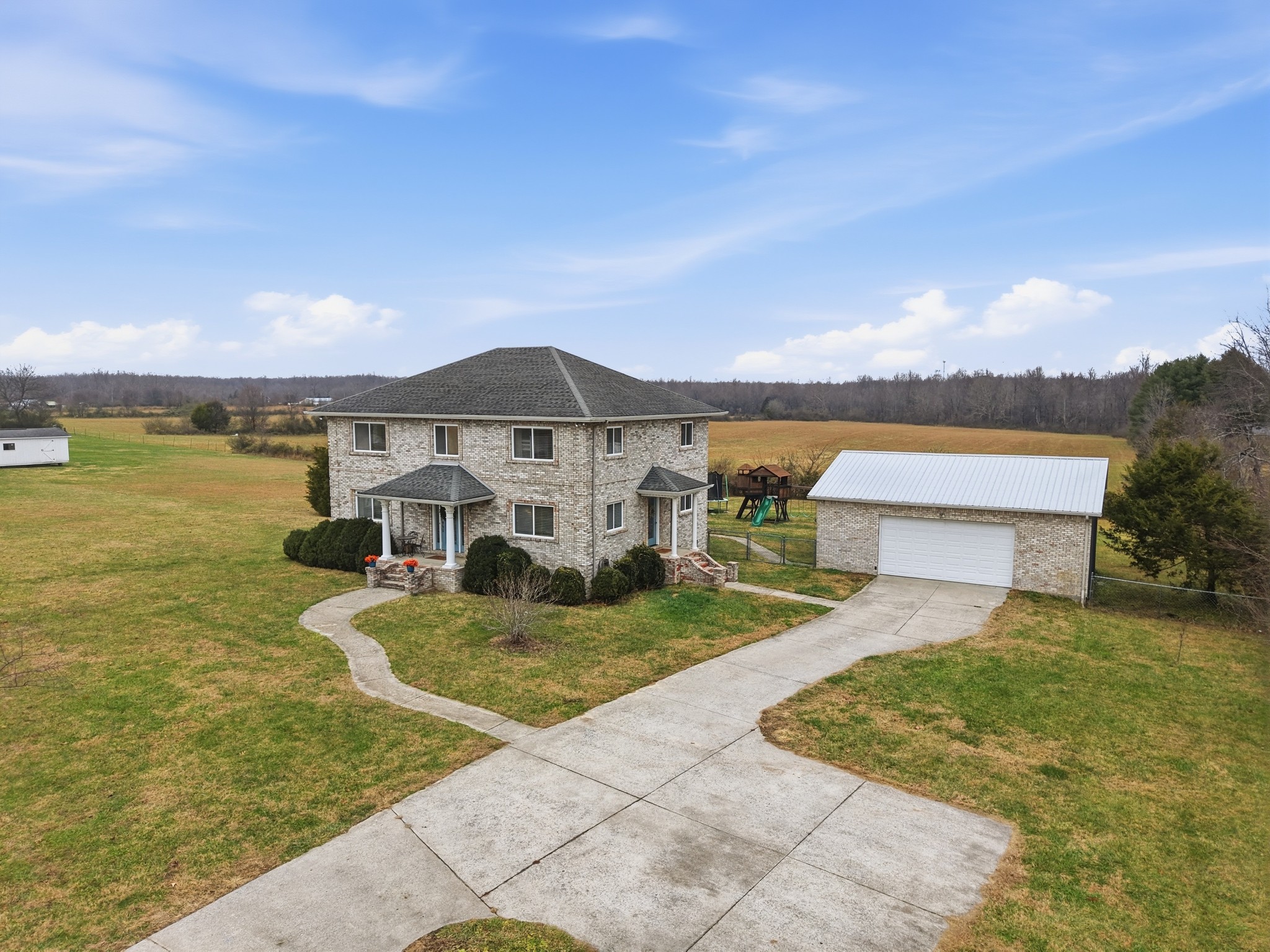 558 Ferrells Loop Rd