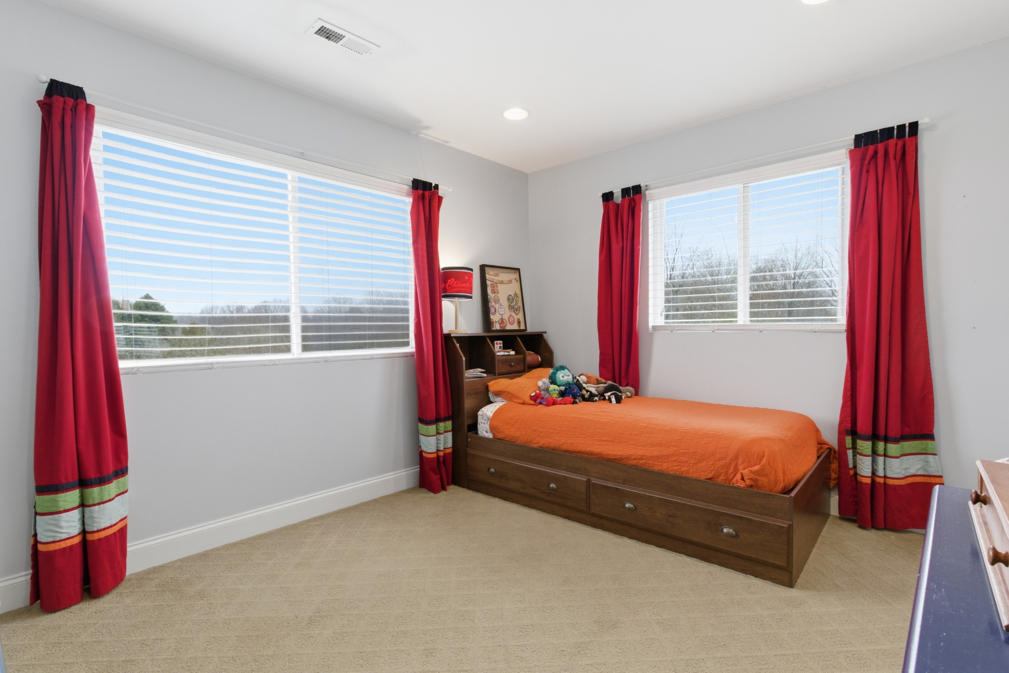558 Ferrells Loop Rd