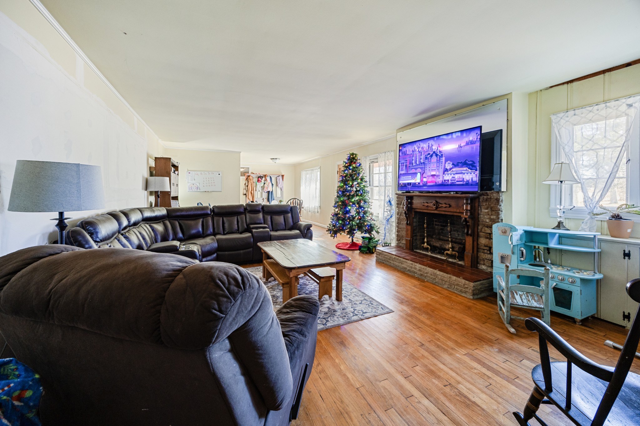 303 Jackson Cir